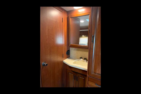 Little Missy's Forest River 2700DS Class C