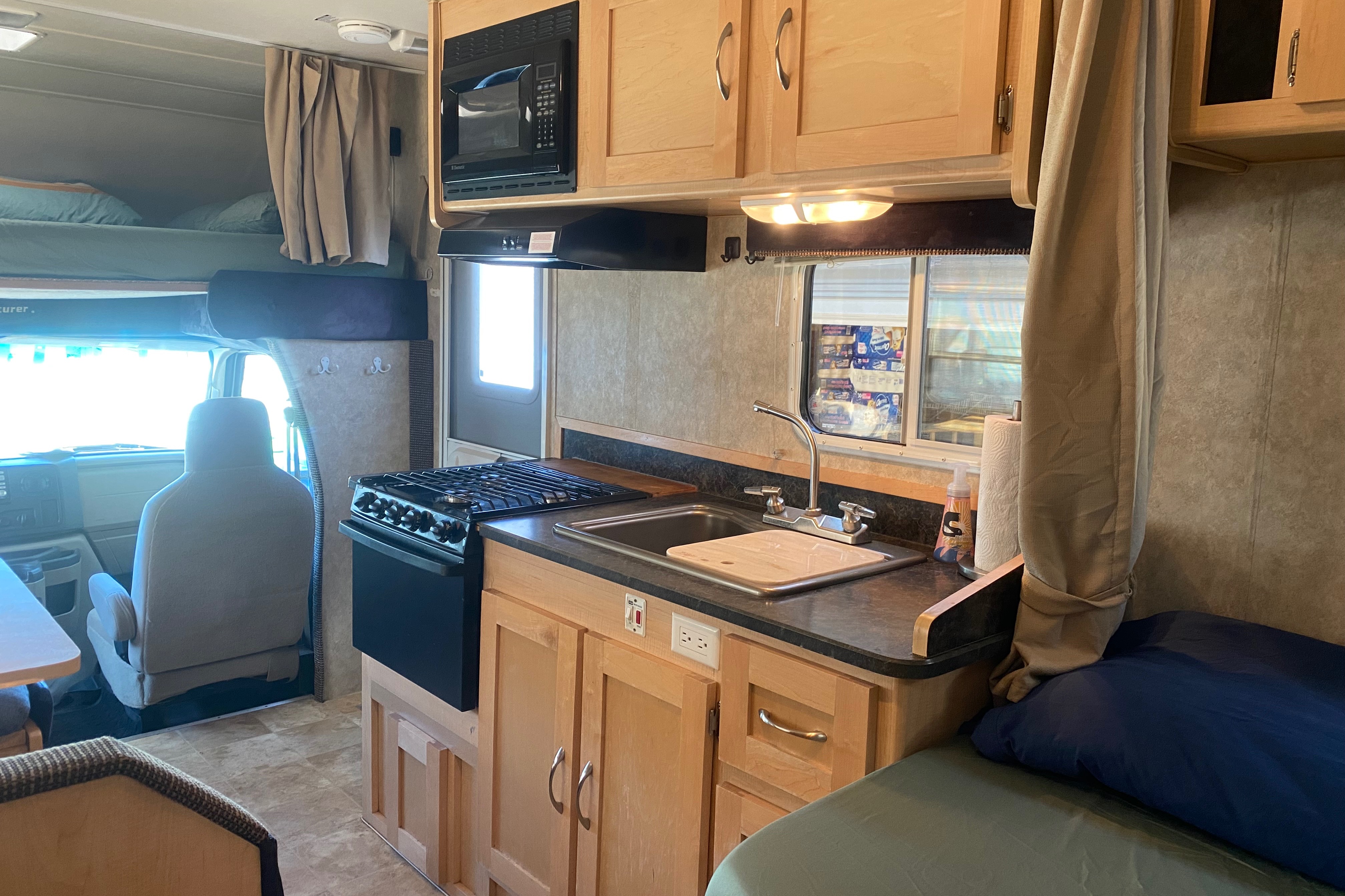 Fleet #C3 Mid-size Class C – Great Value for Families & Friends (Sleeps 3 Adults, 2 Children)