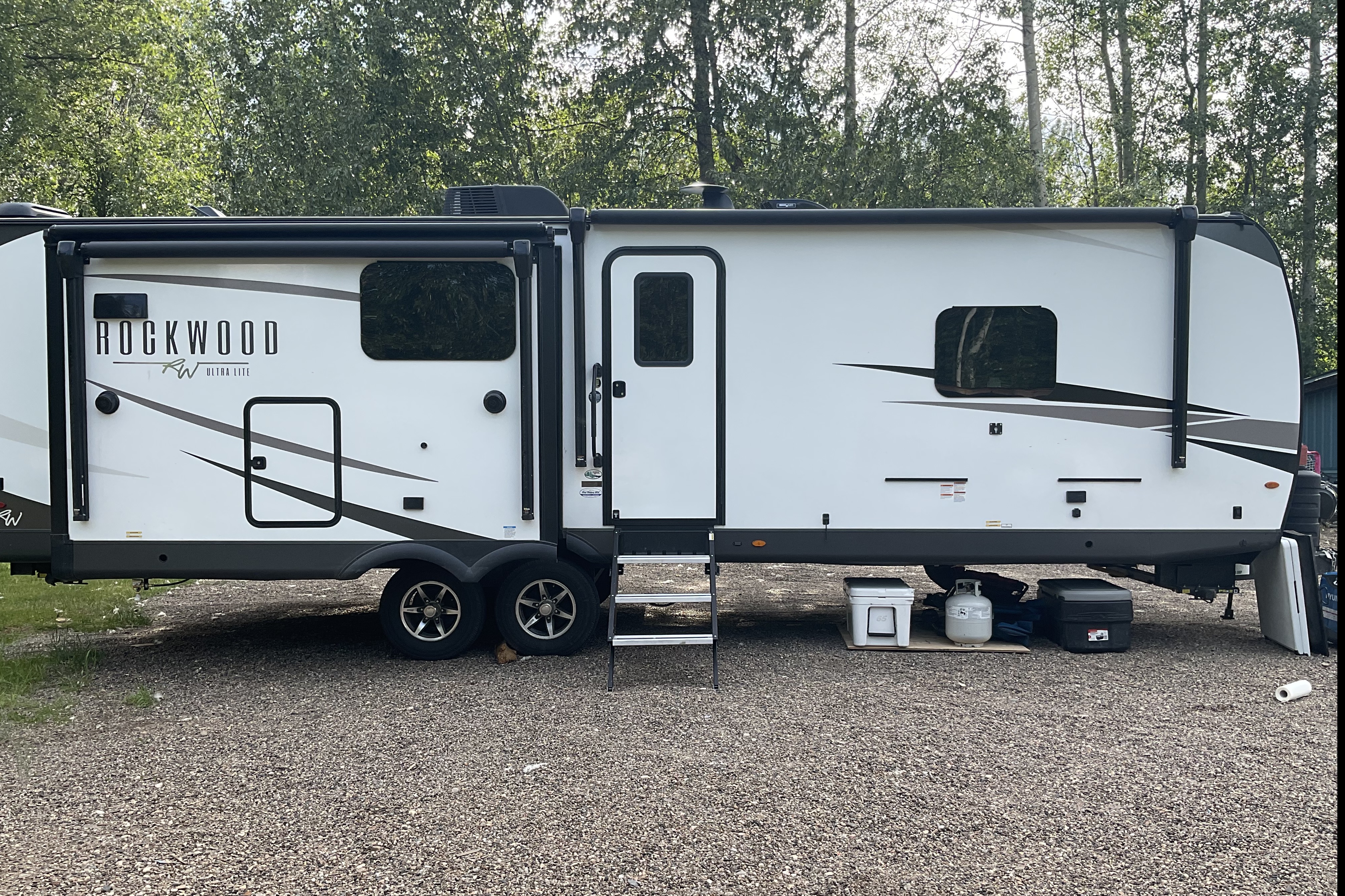 Modern Rockwood Ultra Lite — Fully Equipped, Turn-Key Camping + Paddle Board Add-Ons