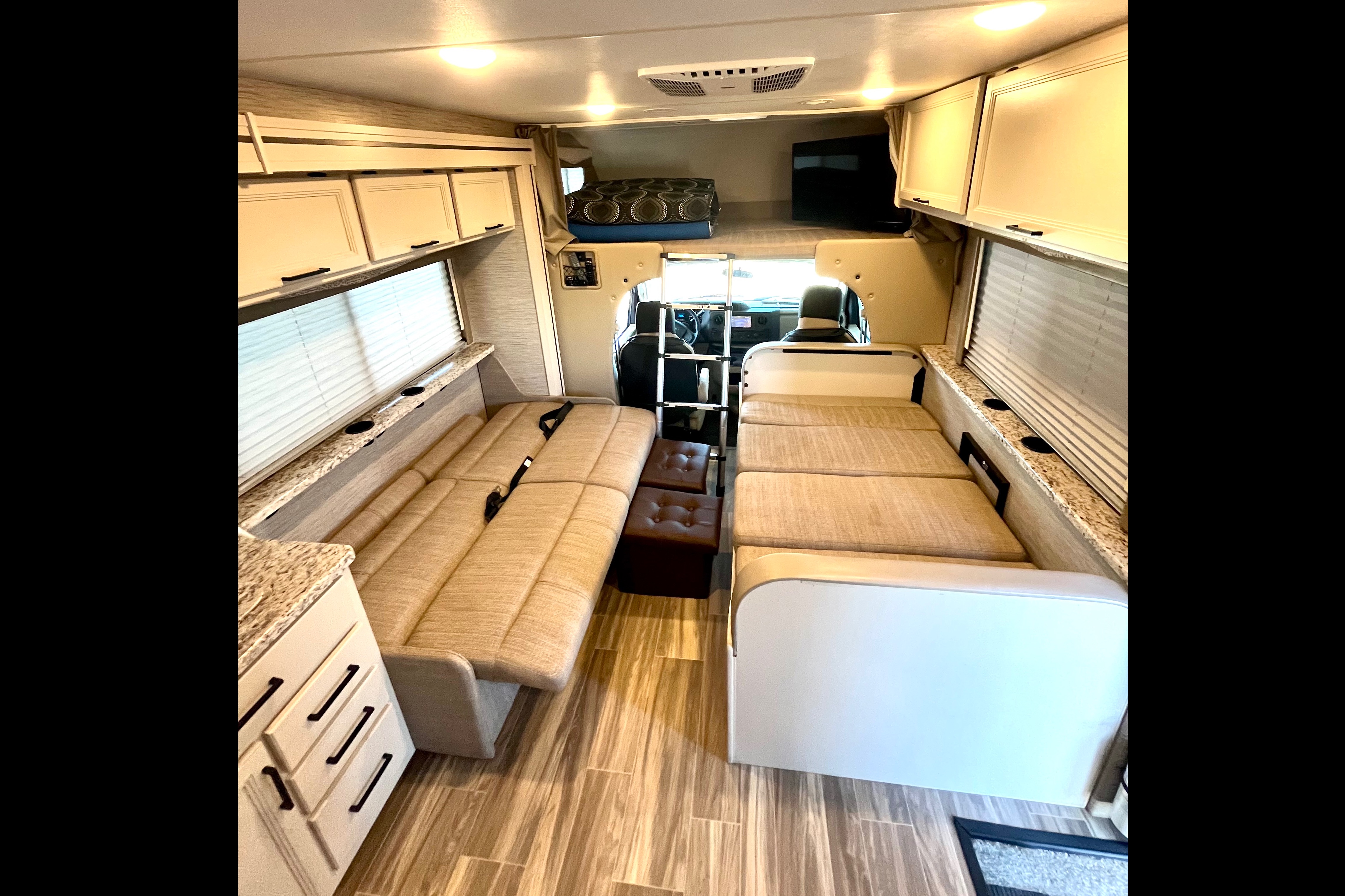 2022 Thor Motor Coach Freedom Elite 30FE