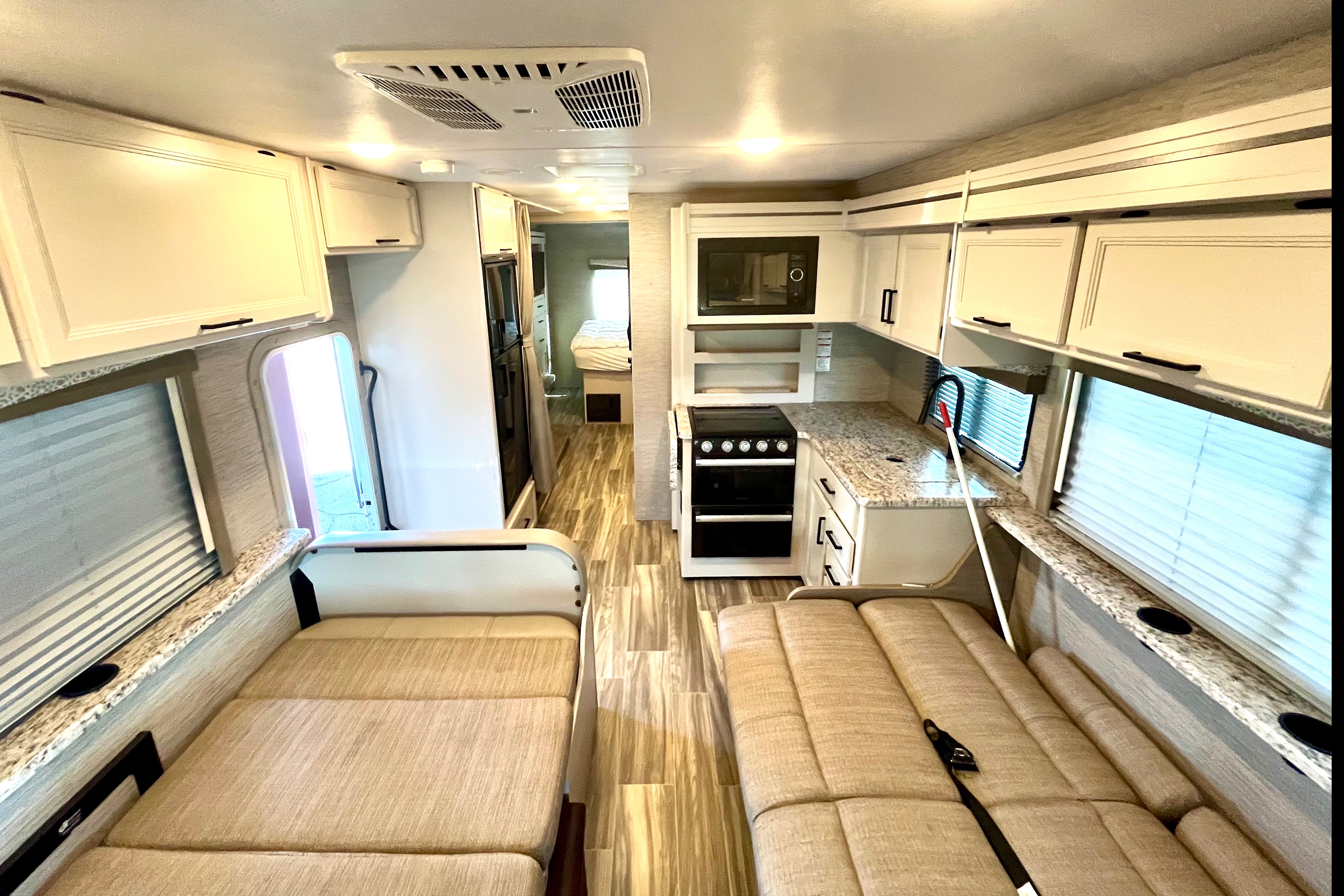 2022 Thor Motor Coach Freedom Elite 30FE