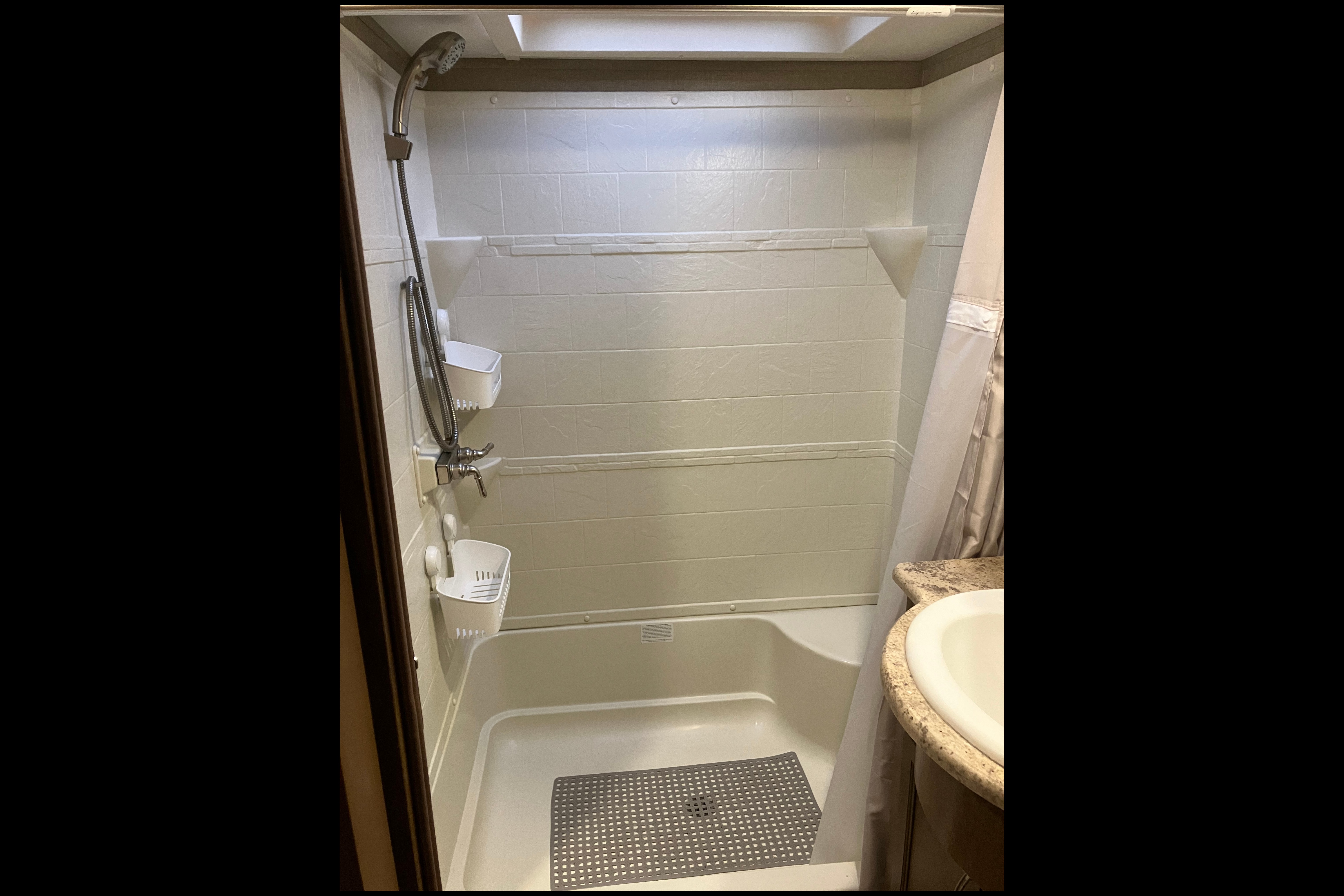 Jones Chaparral 2 Bedroom 390QSMB