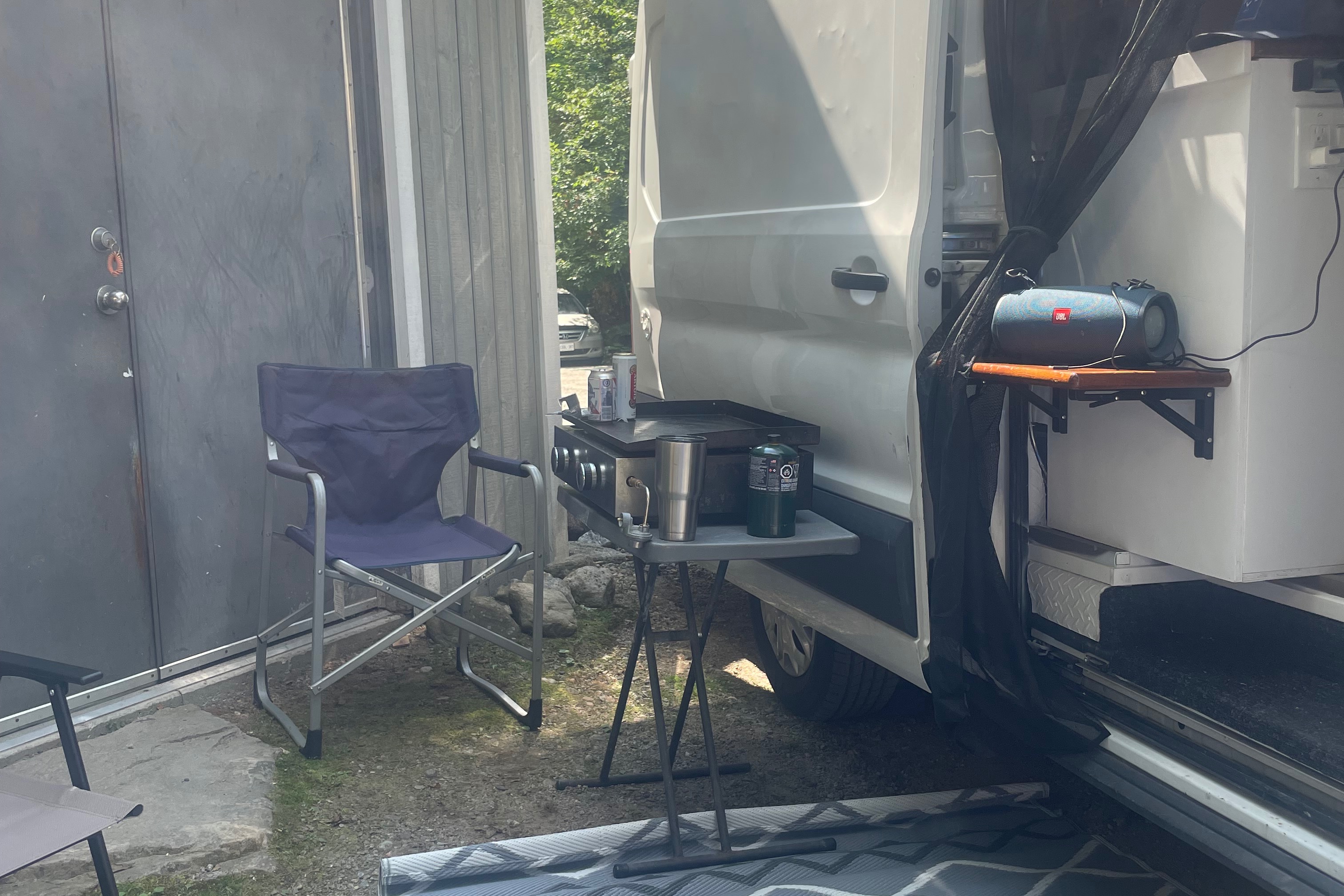 Bob's Ford Transit air B.O. B