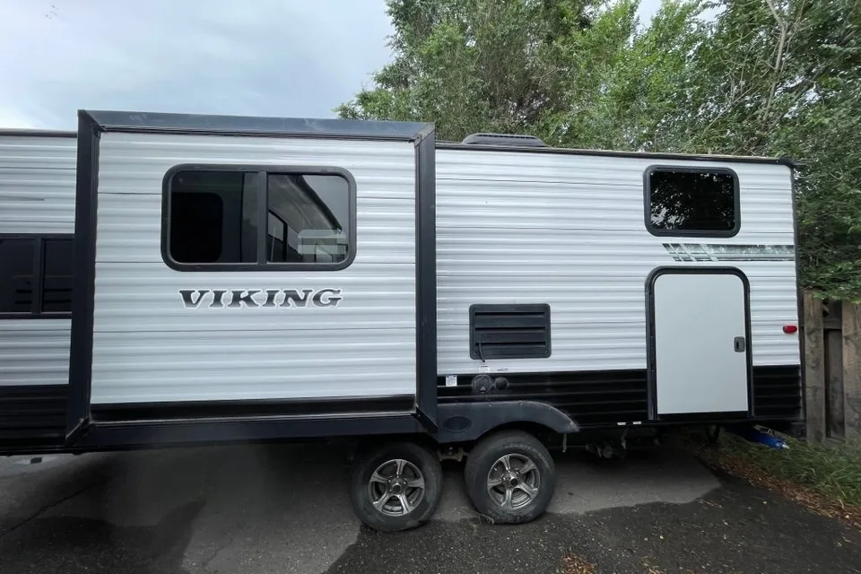 Forest River Viking 21BHS Travel Trailer