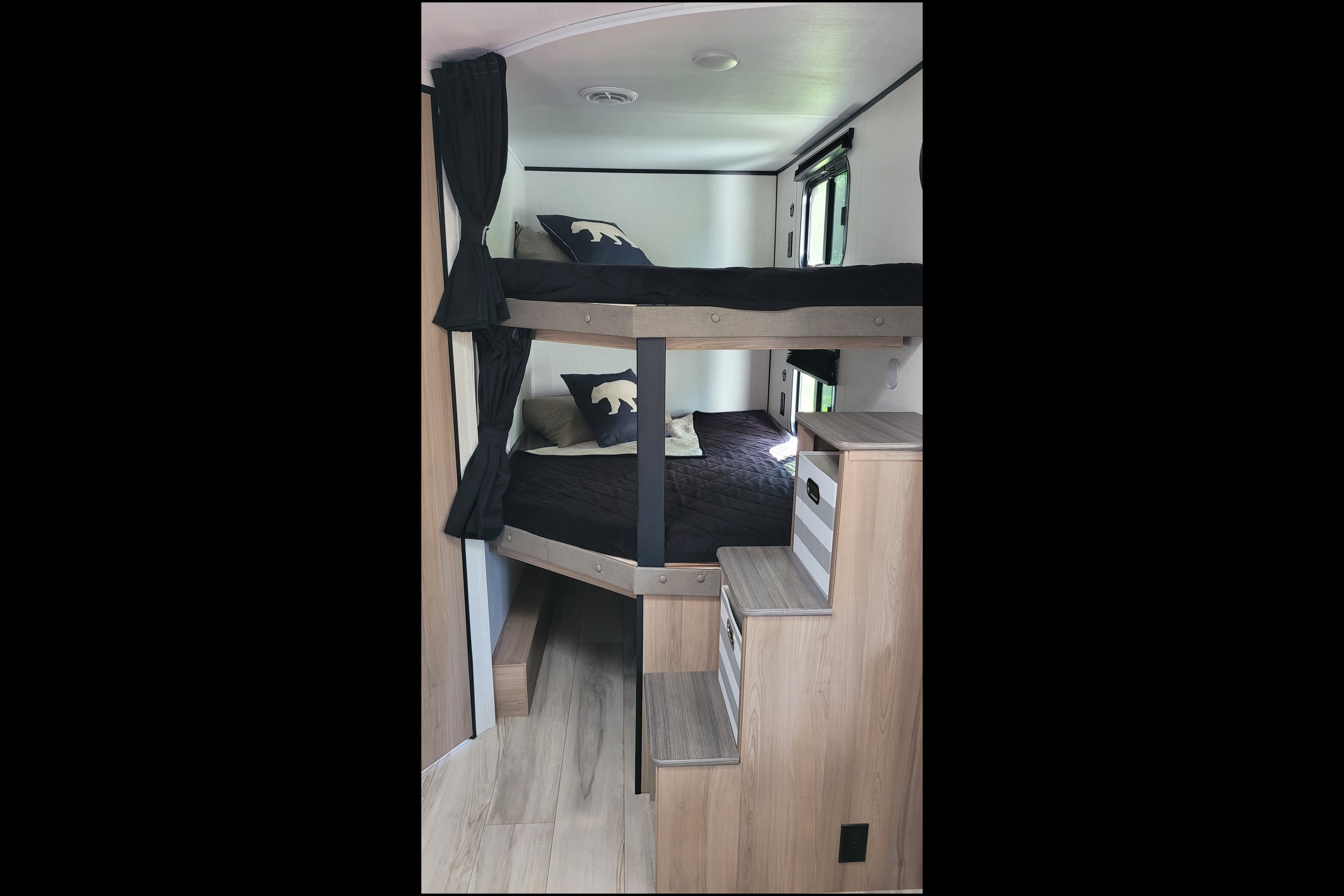 2025 Coleman Lantern Bunkhouse