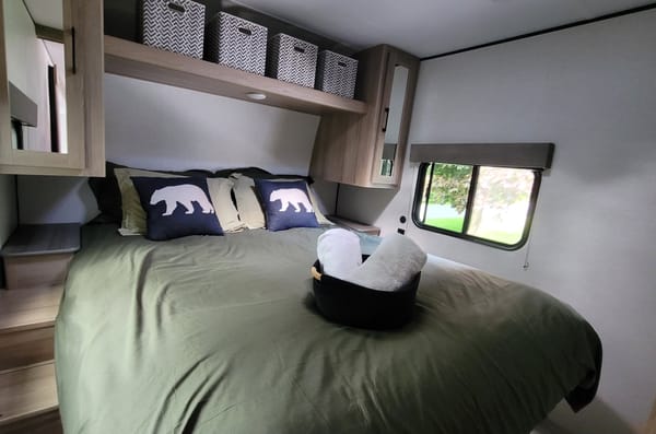 2025 Coleman Lantern Bunkhouse
