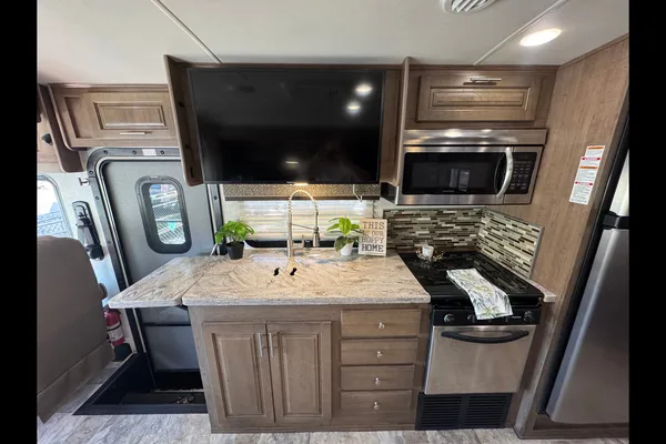 Westland 2018 Forest River Georgetown GT5