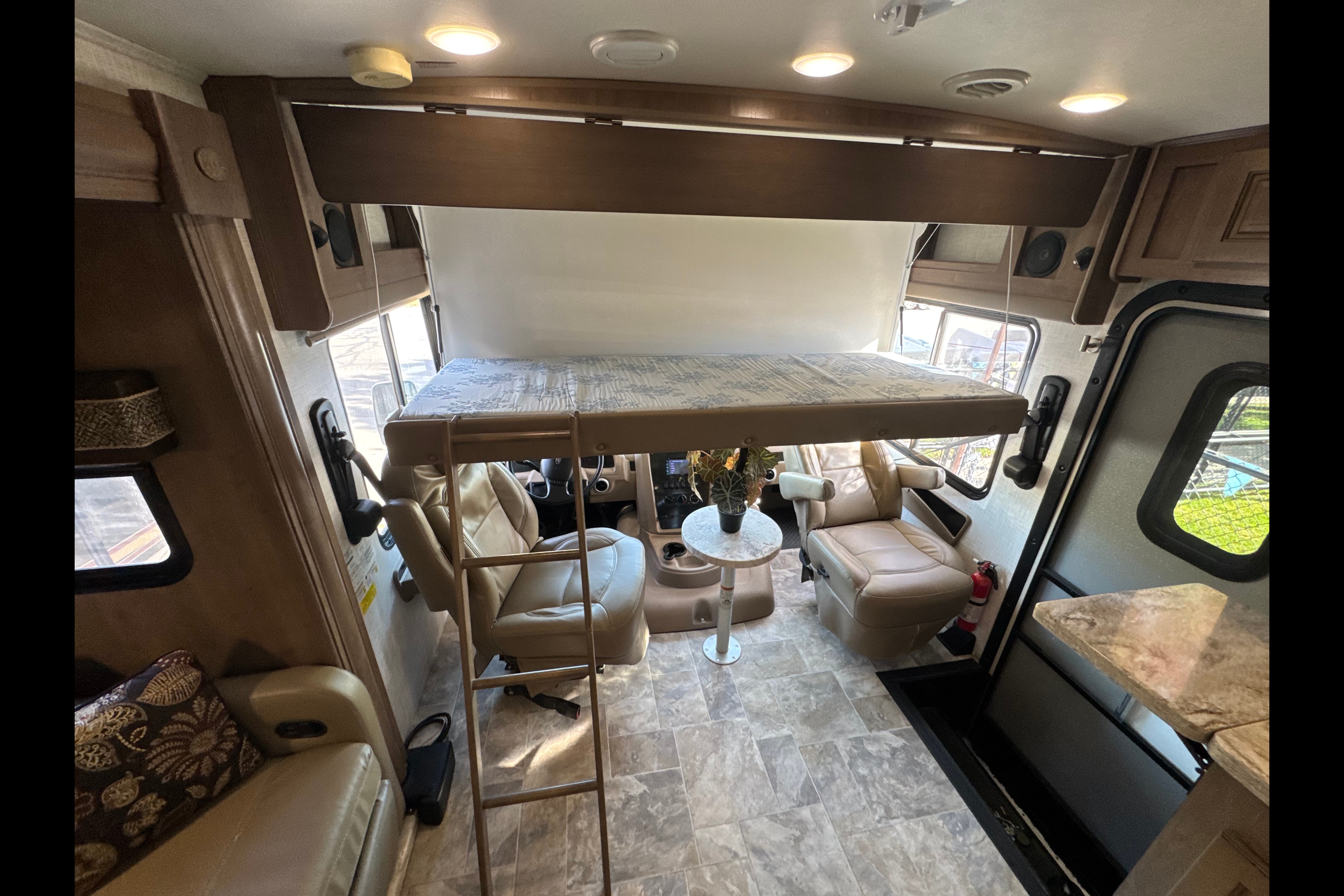 Westland 2018 Forest River Georgetown GT5