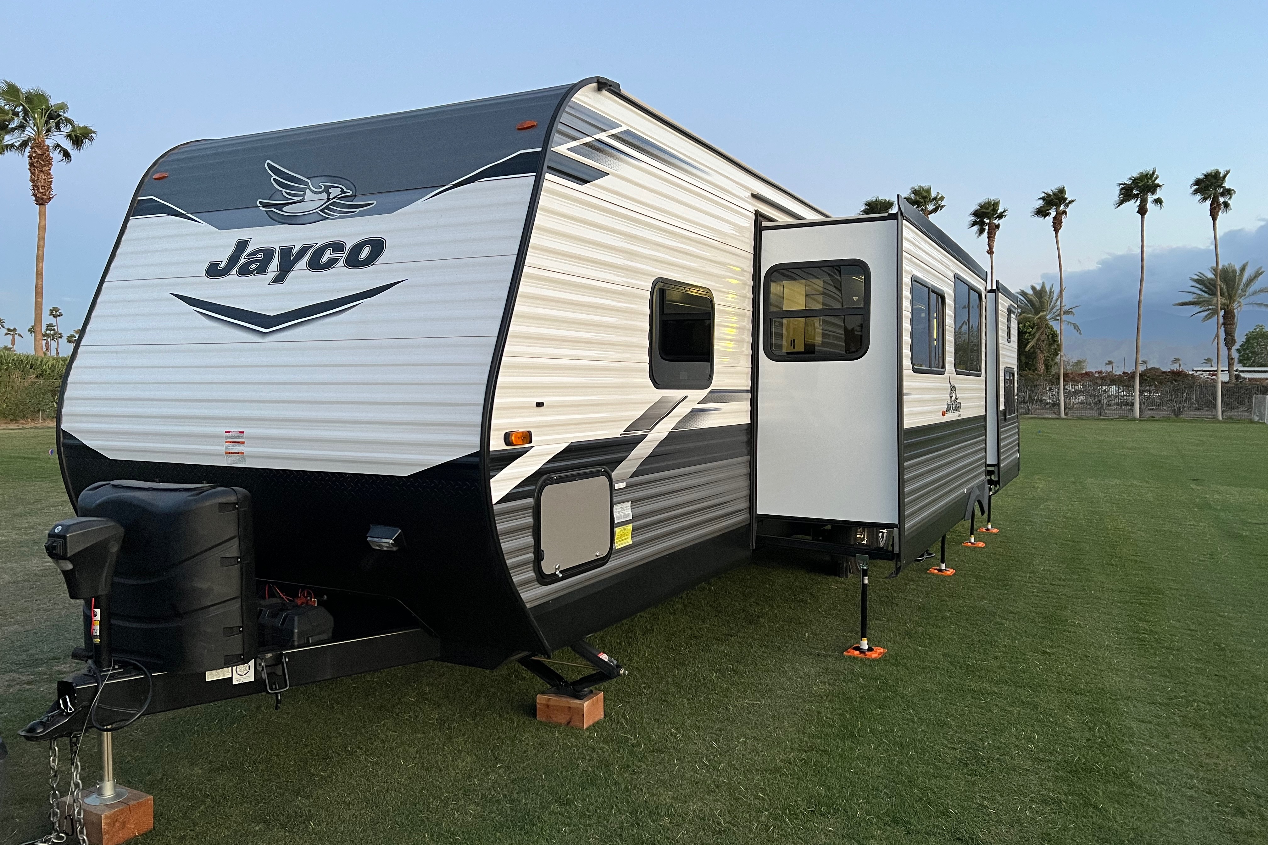 Camp Time!! Jayco Jay Flight 32BHDS Travel Trailer