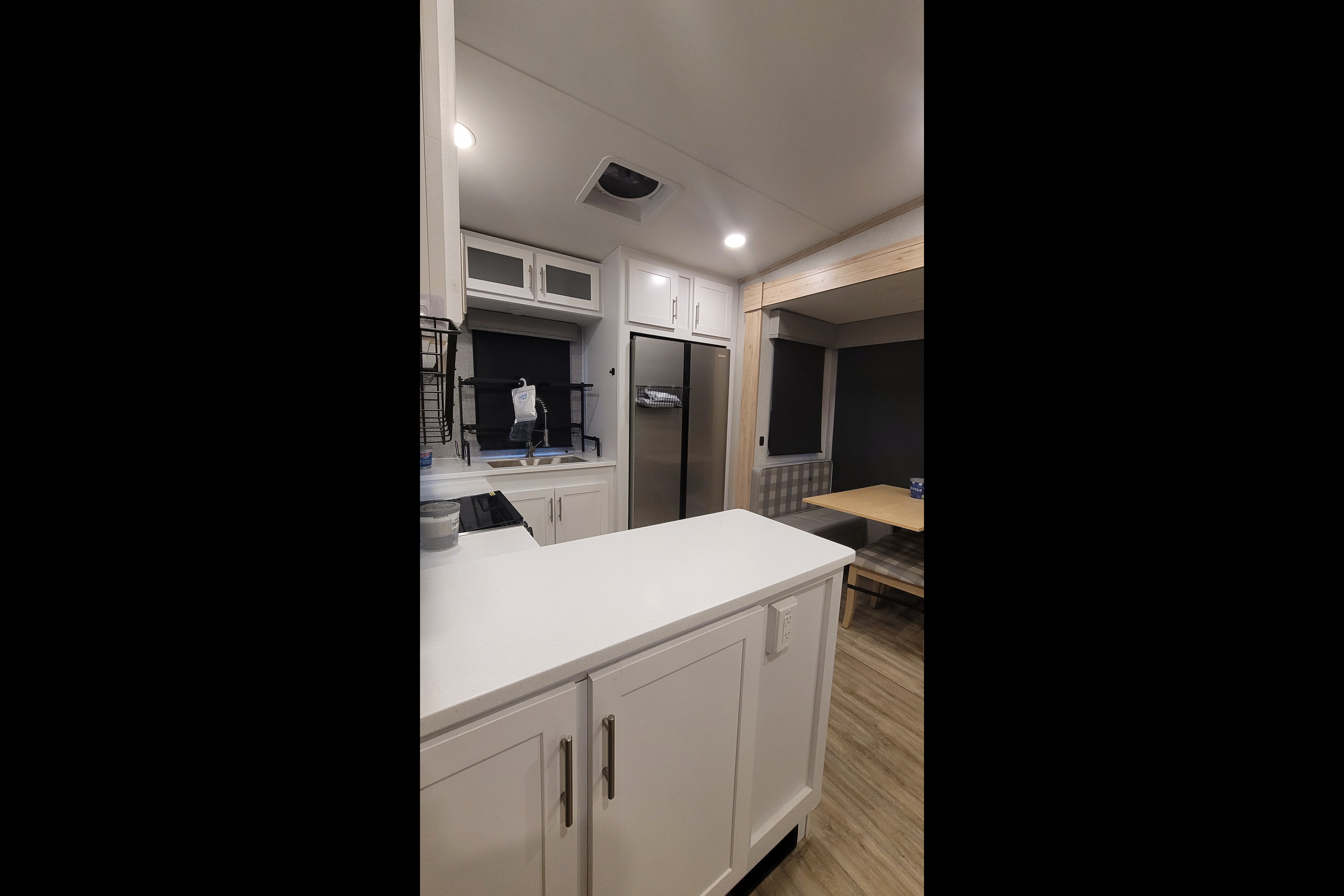 Pruitt's Alliance RV Avenue Fifth Wheel