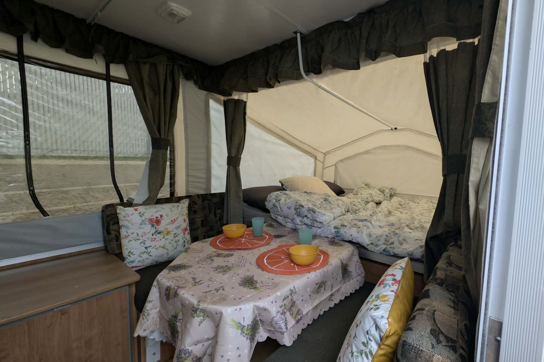 Betancourt Fam Rockwood Freedom Tent Trailer
