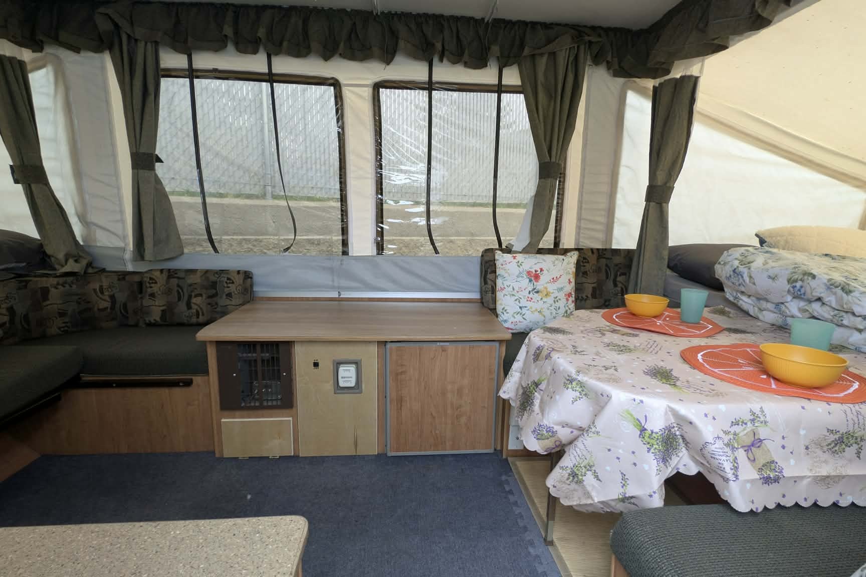 Betancourt Fam Rockwood Freedom Tent Trailer