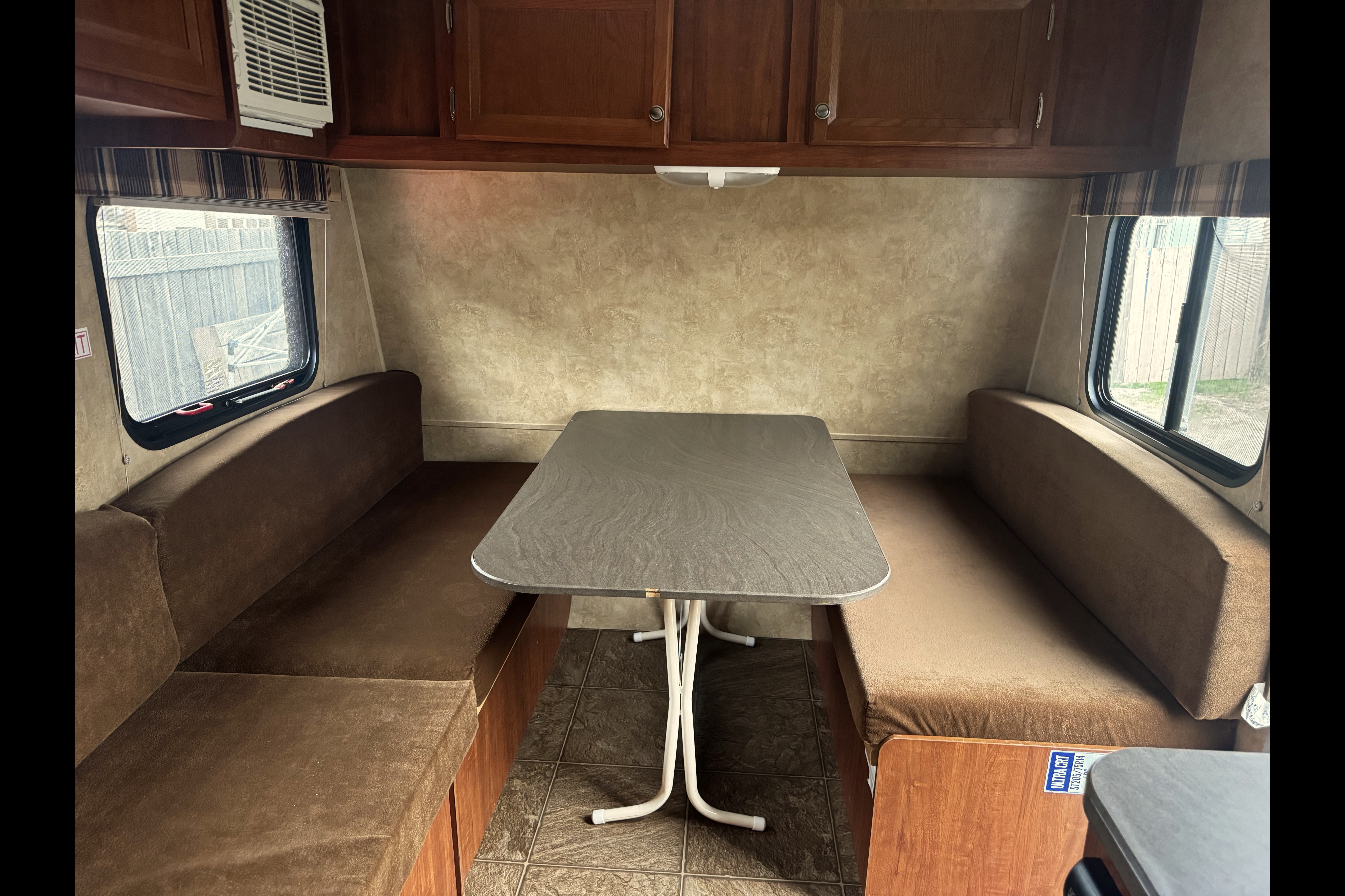Hassle-Free Family Camping SUV Towable Jayco Swift With Bunks Sleeps 5