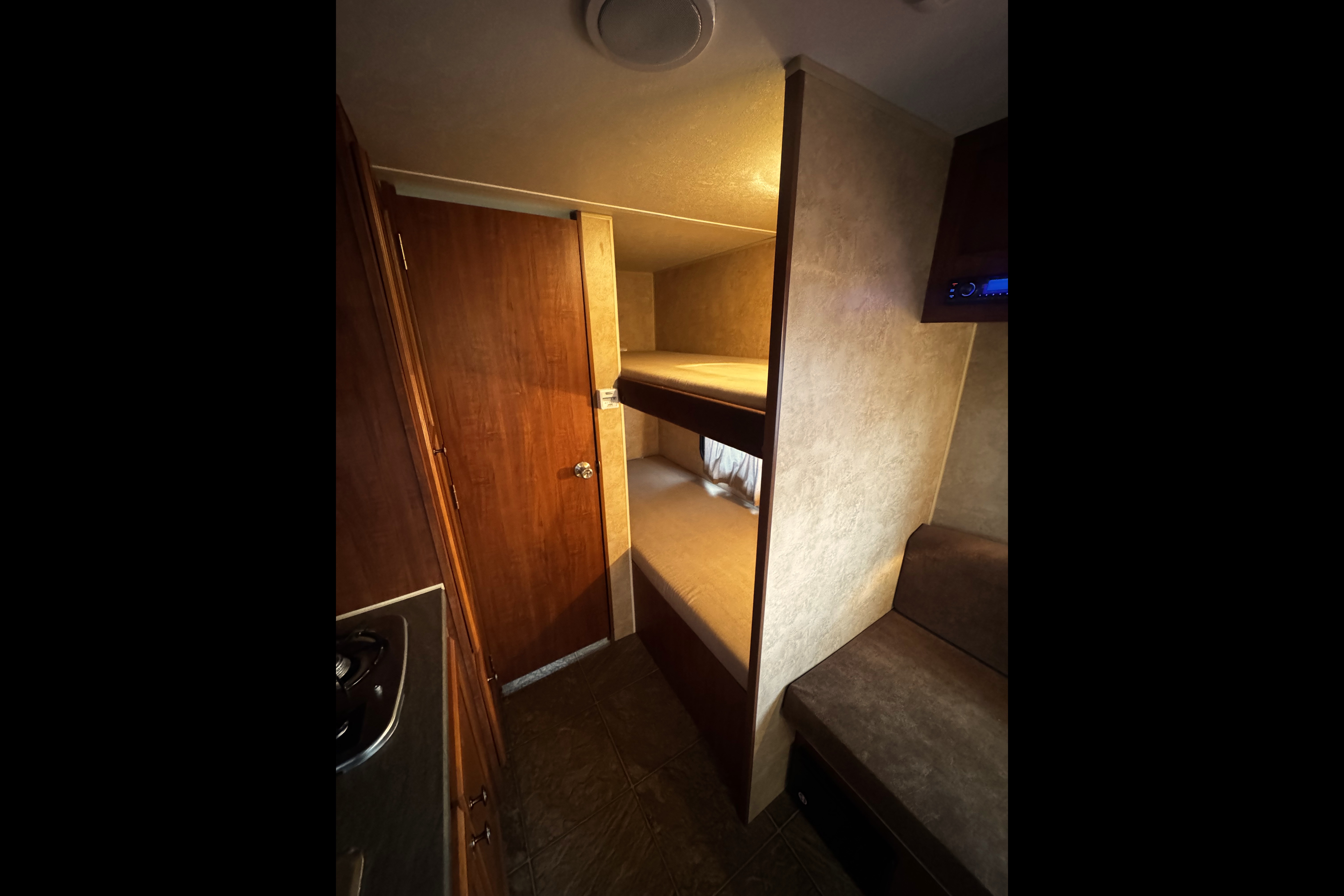 Hassle-Free Family Camping SUV Towable Jayco Swift With Bunks Sleeps 5