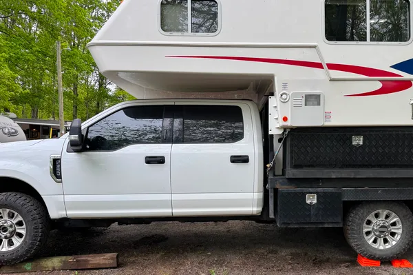 Northern Lite 9-6 “Discover Ontario”