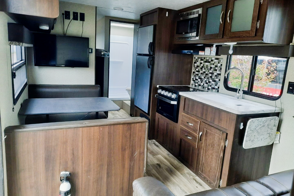 Tracy's Keystone Springdale Travel Trailer