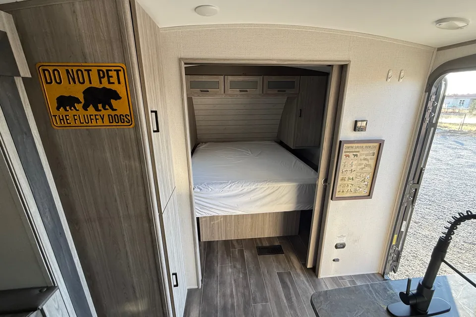 Keystone Passport Travel Trailer Sleeps 10