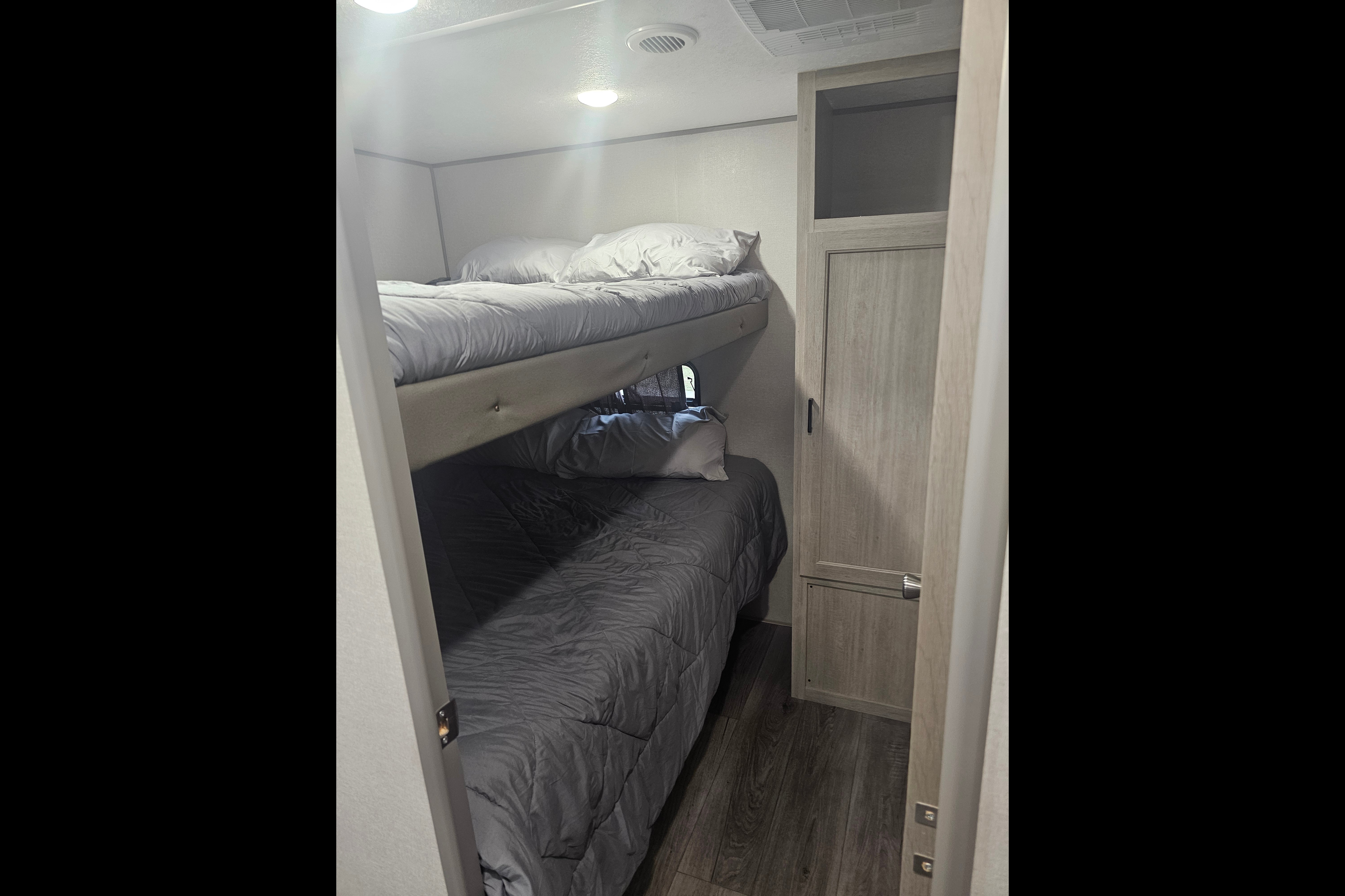 2025 Coachmen Catalina Travel Trailer