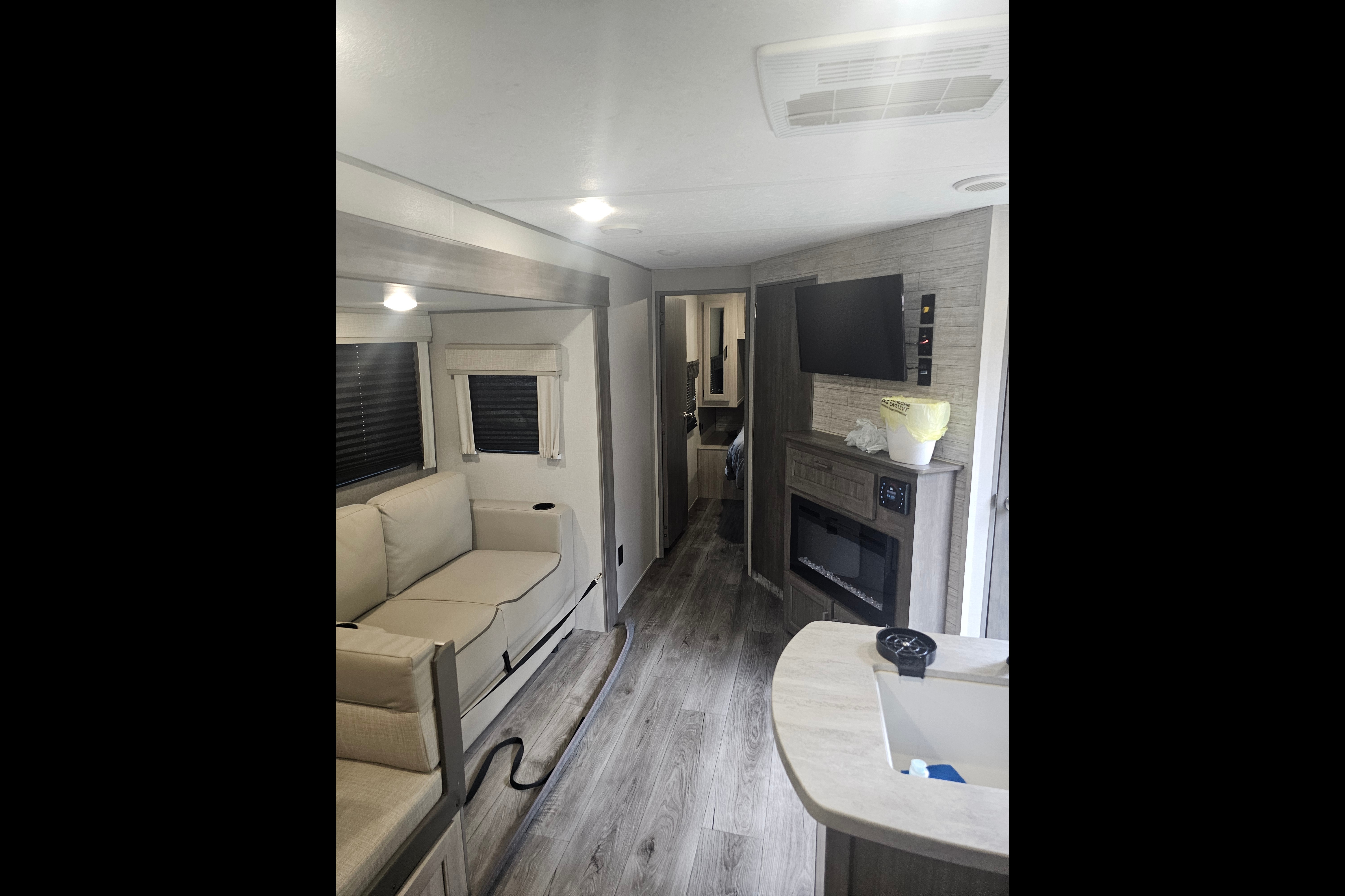 2025 Coachmen Catalina Travel Trailer