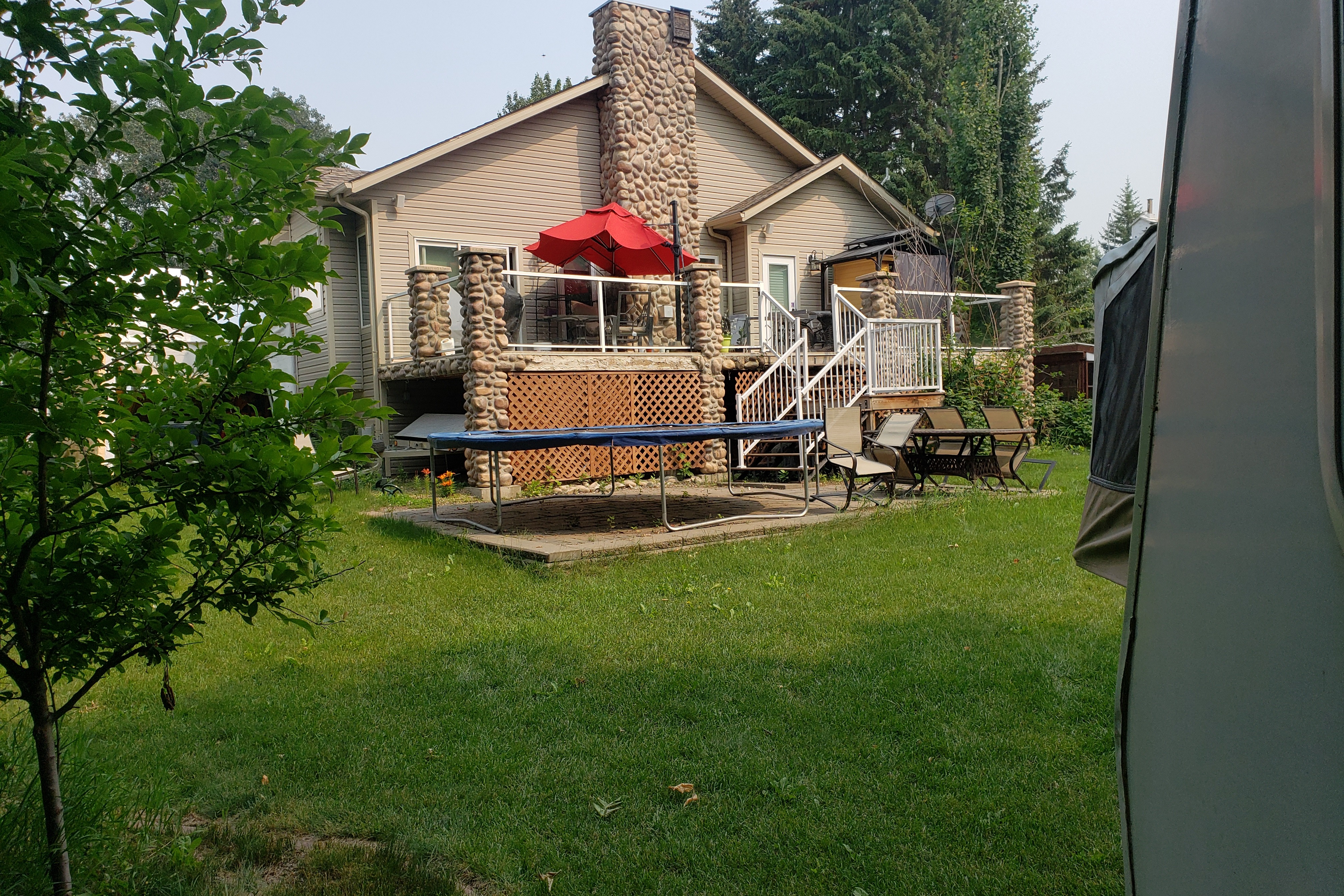 Elaine's Jayco ultra light exp 23b Hybrid