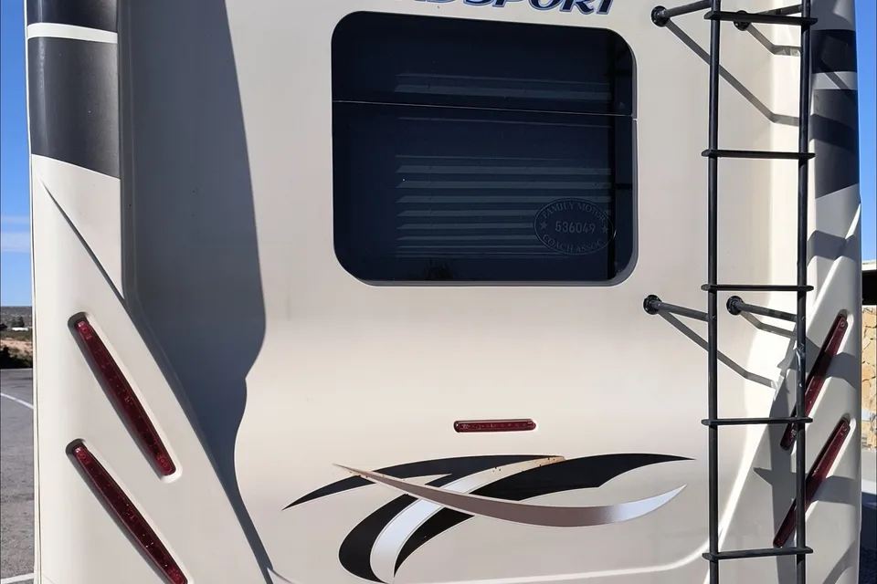 '17 Thor Windsport – Ultimate Dog's Pleasure Dome!