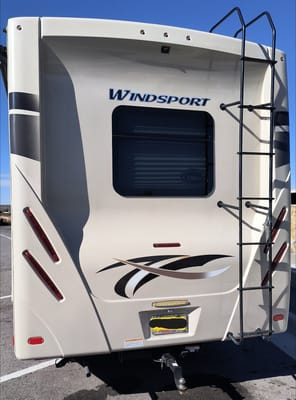 '17 Thor Windsport – Ultimate Dog's Pleasure Dome!
