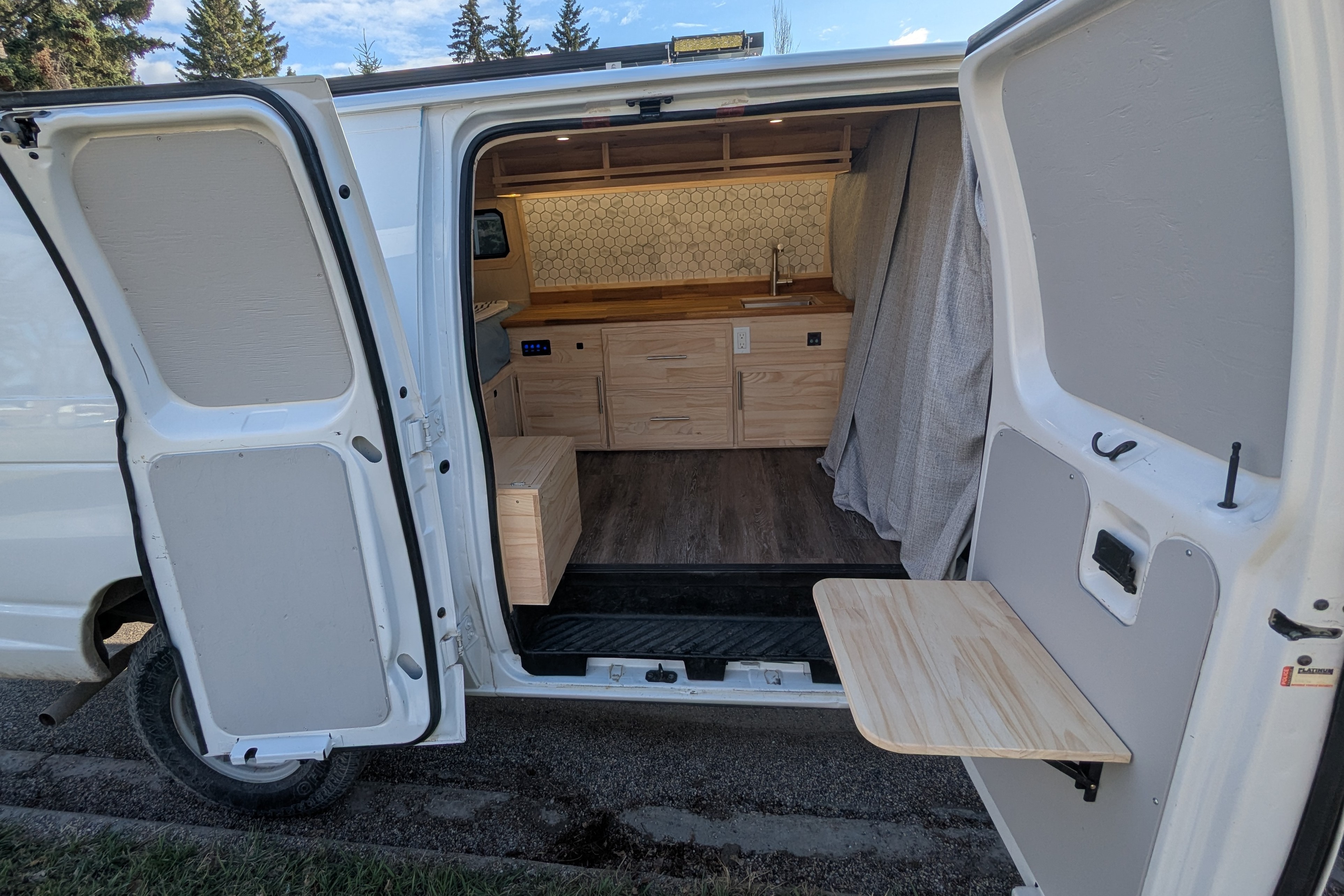 Luna the Camper Van