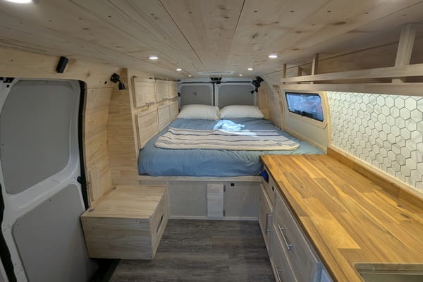 Luna the Camper Van