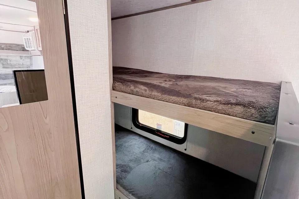 Dropped Pin Life Bunkhouse