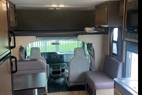 Vann's Thor Motor Coach Majestic 23A Class C