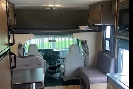 Vann's Thor Motor Coach Majestic 23A Class C