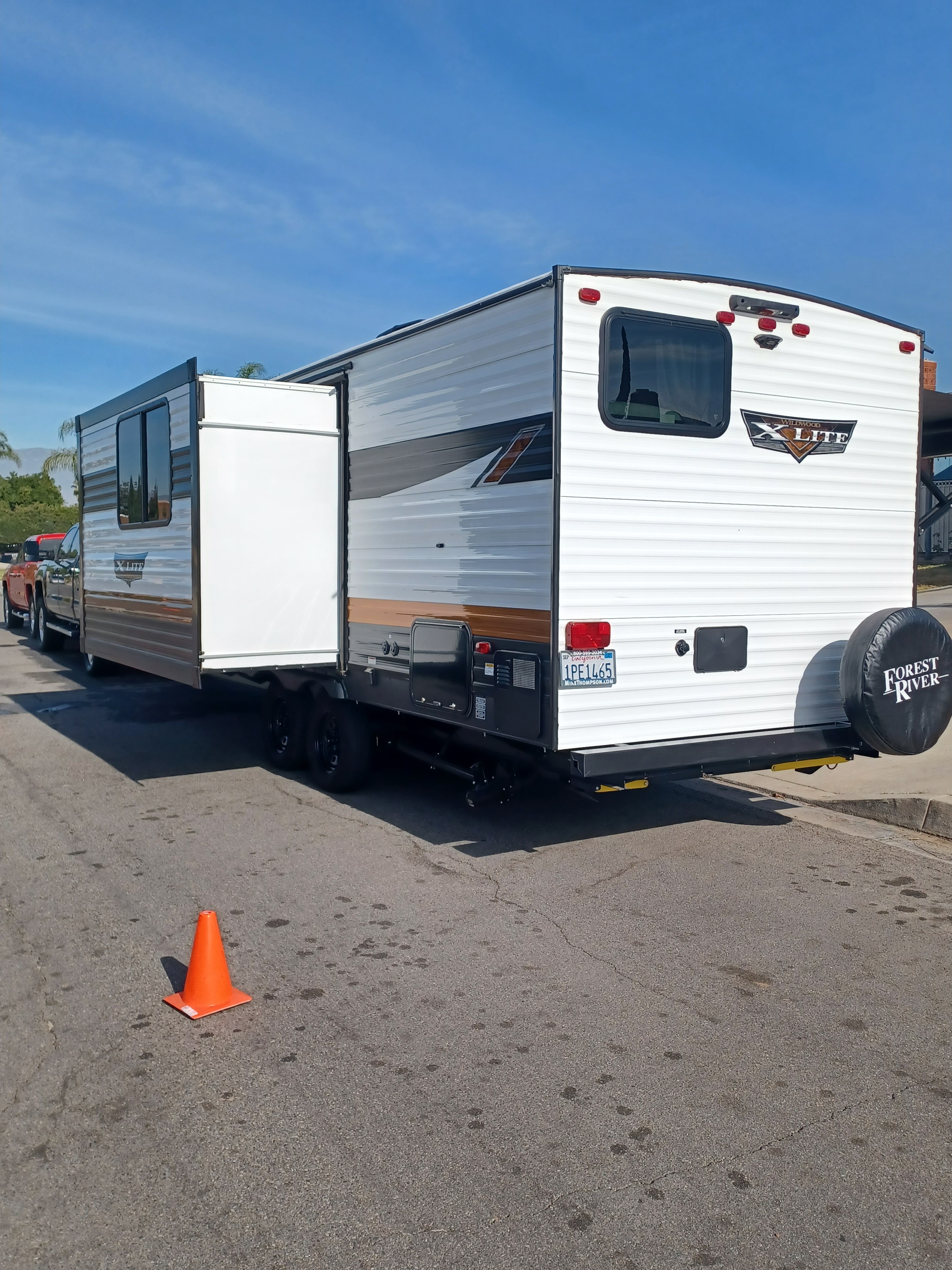 Eddie's Forest River Wildwood x-lite Travel Trailer