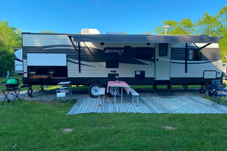 Janice's Prime Time Avenger ATI Travel Trailer