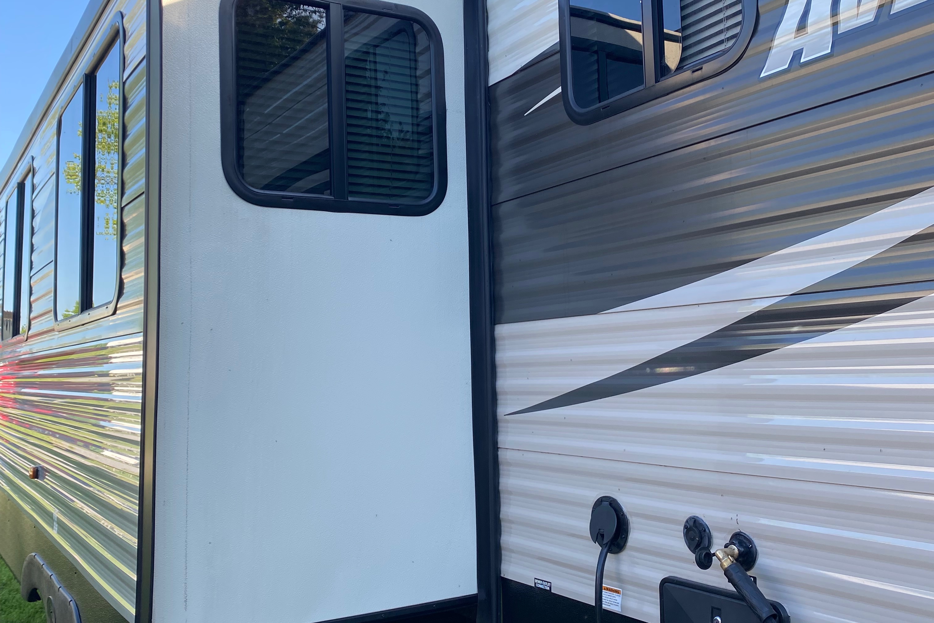 Janice's Prime Time Avenger ATI Travel Trailer