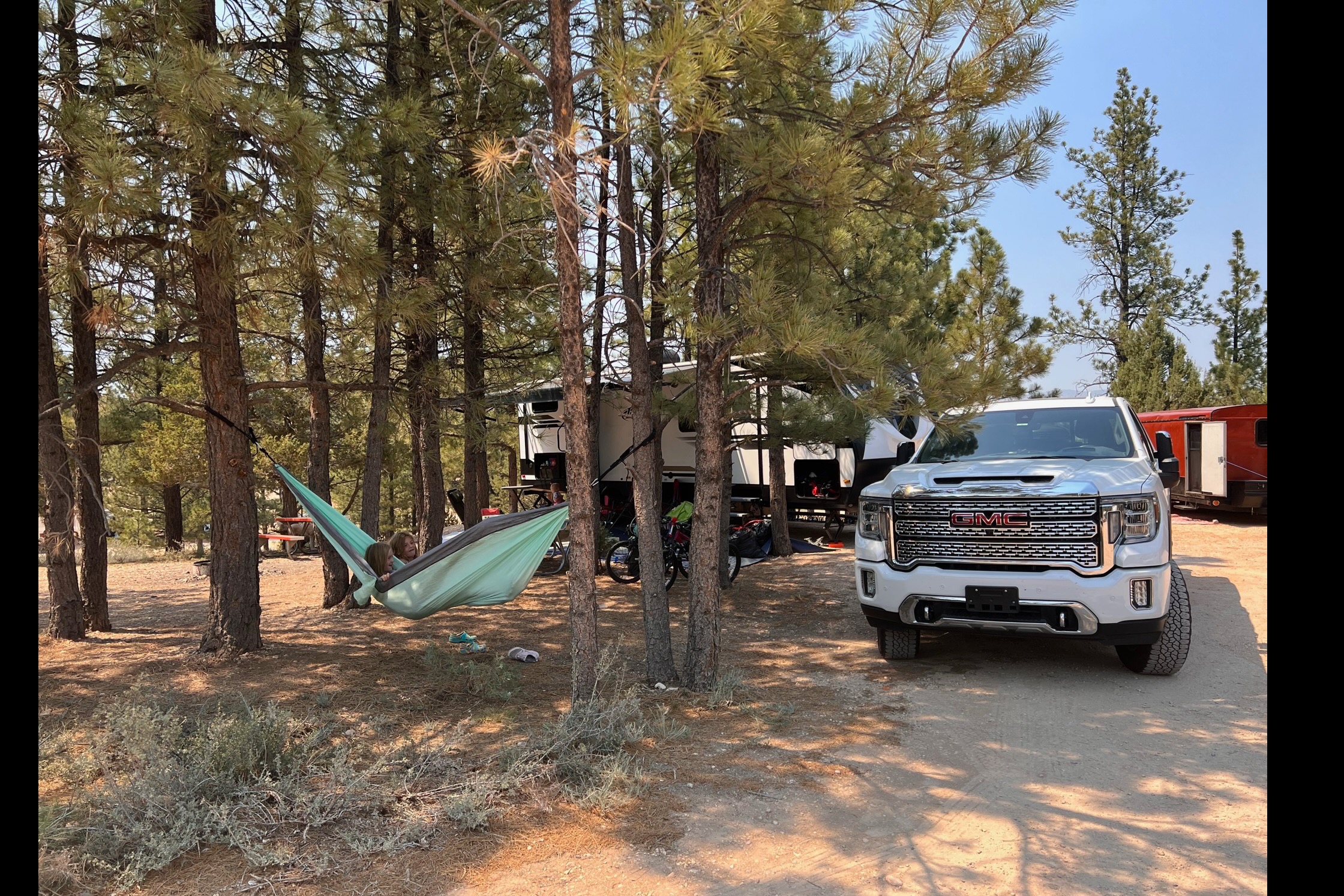 Cozy Family Bunkhouse Getaway