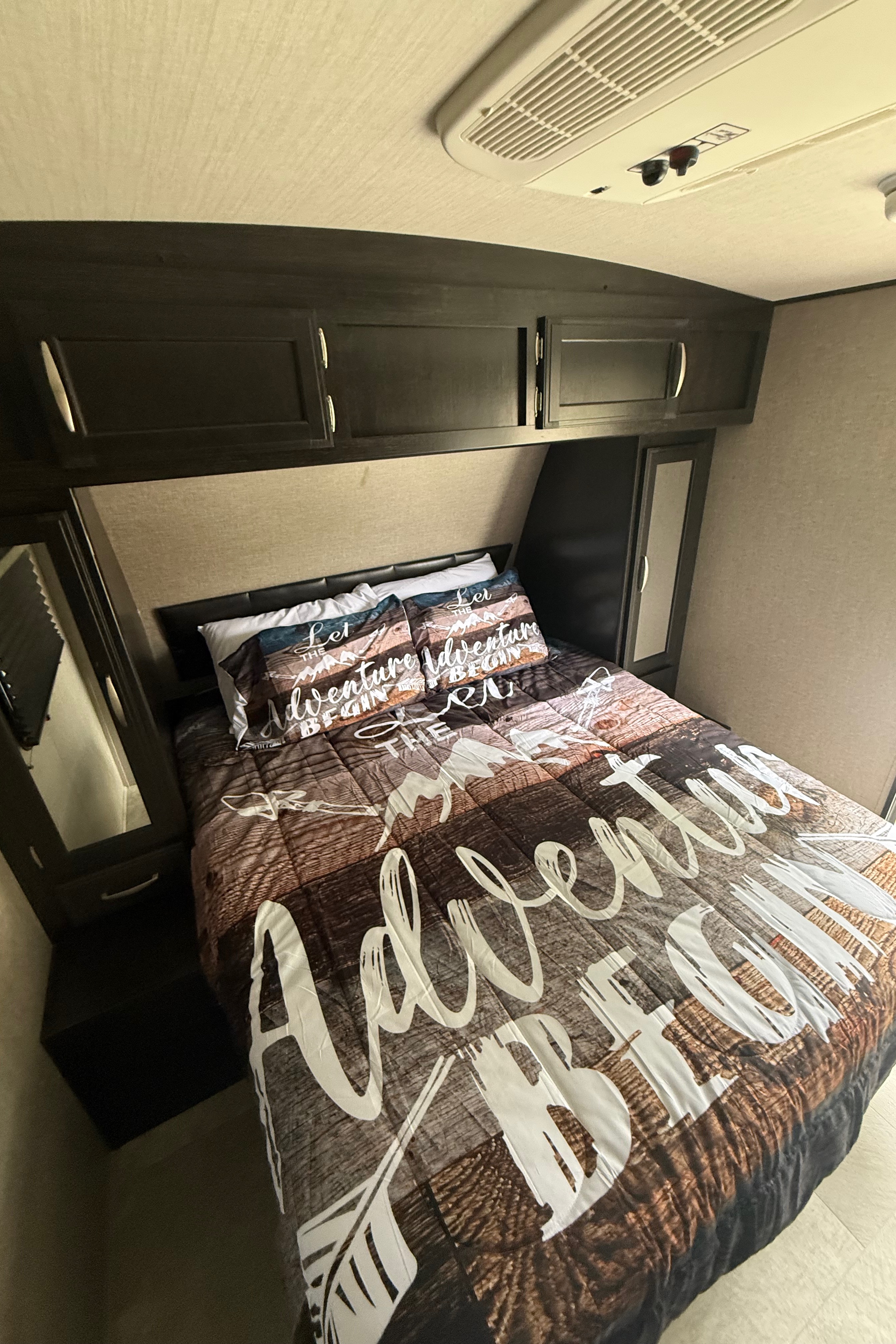 Cozy Family Bunkhouse Getaway