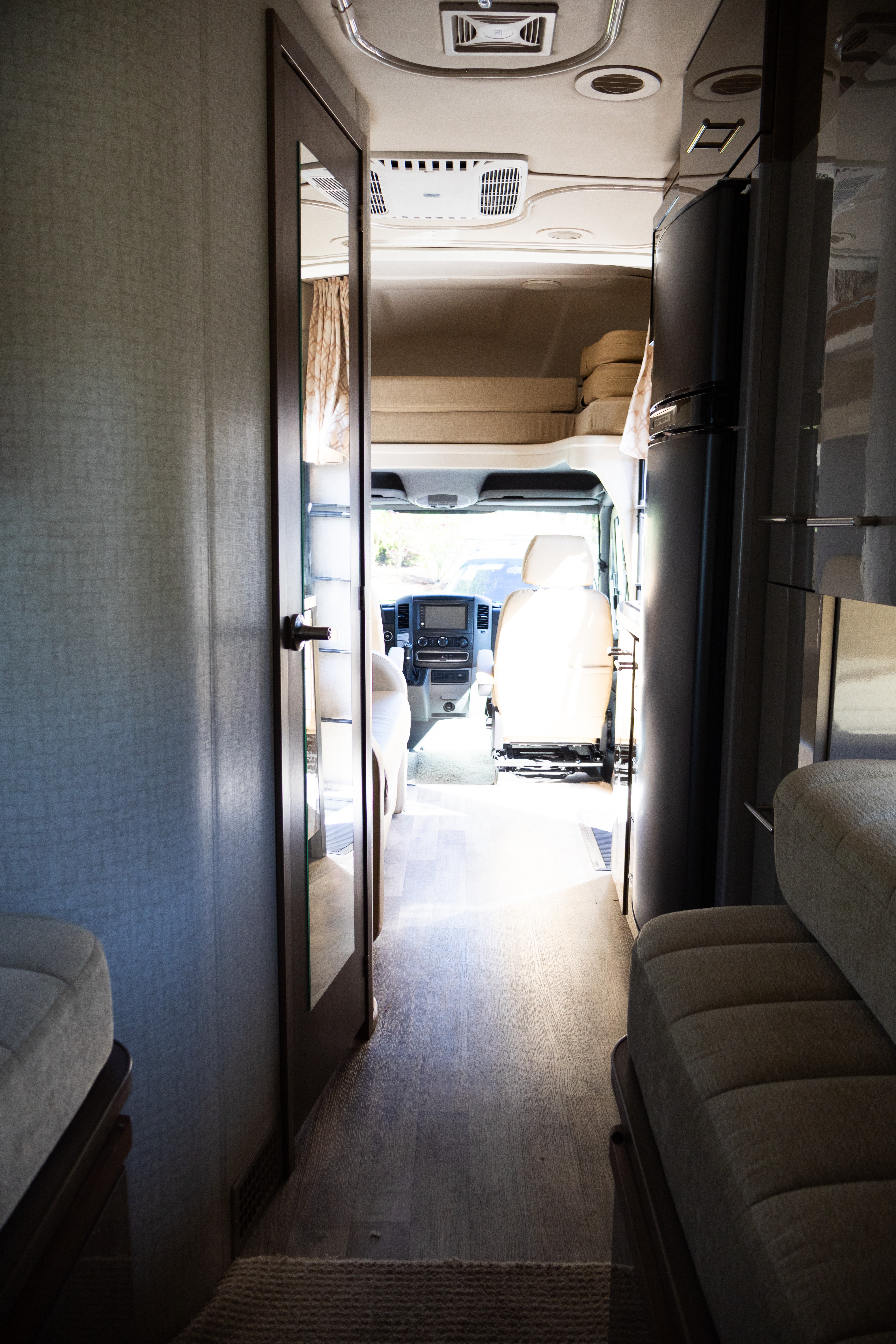 Shred Zeppelin [Luxury Motorhome]