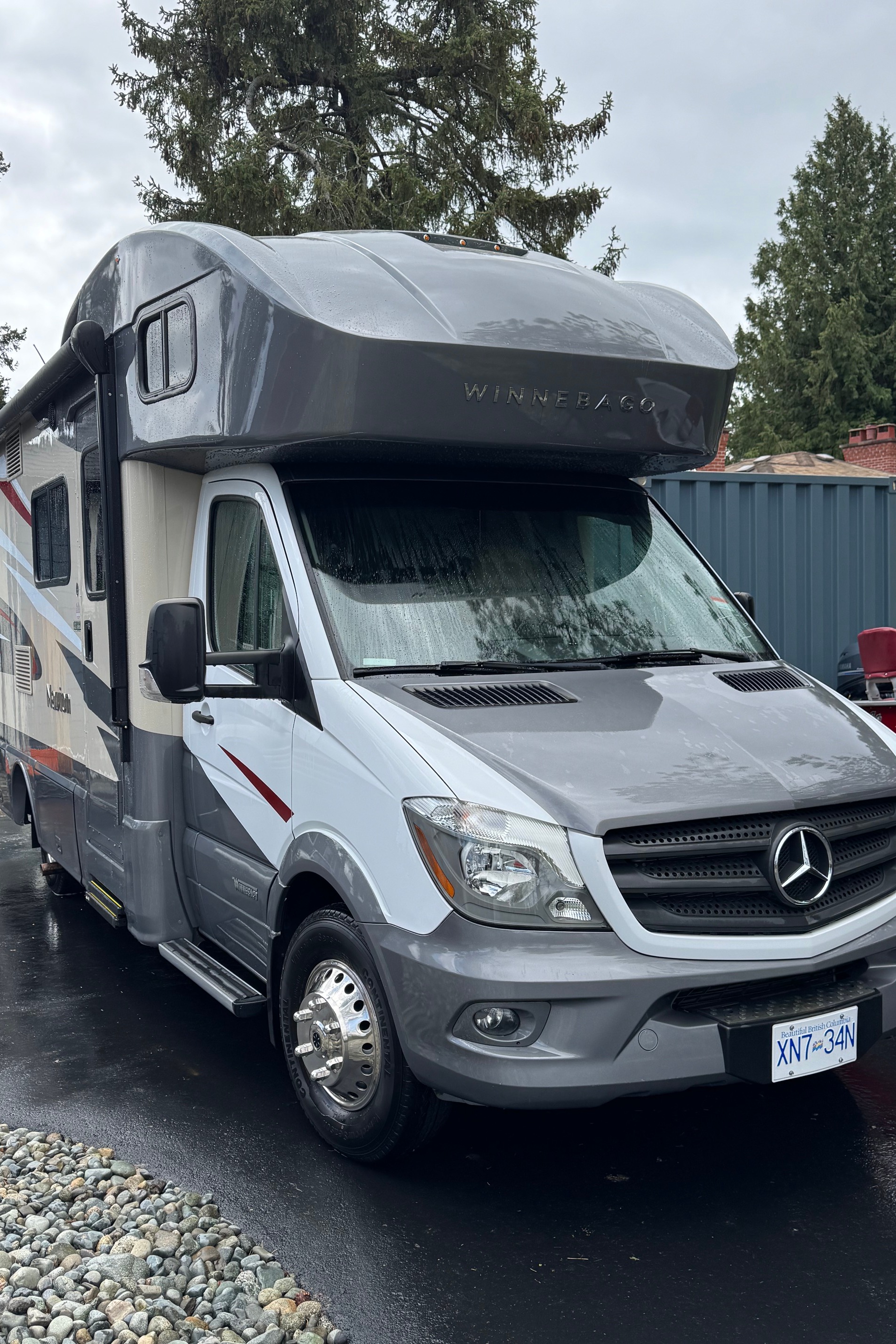 Shred Zeppelin [Luxury Motorhome]