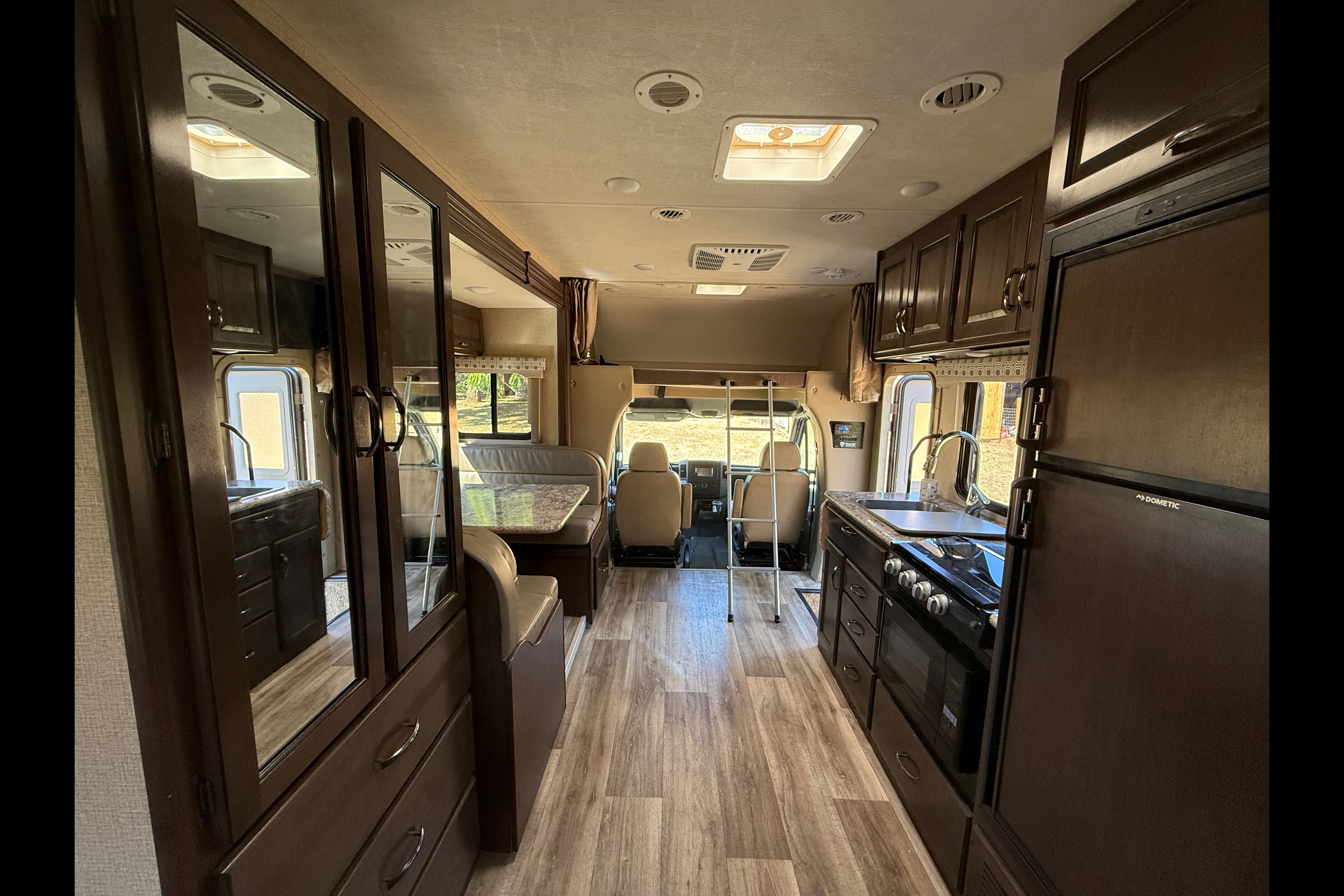 Cascade cruiser - Thor Motor Coach Four winds 24bl Class C