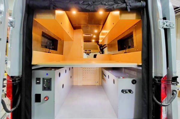 Transit 350 AWD