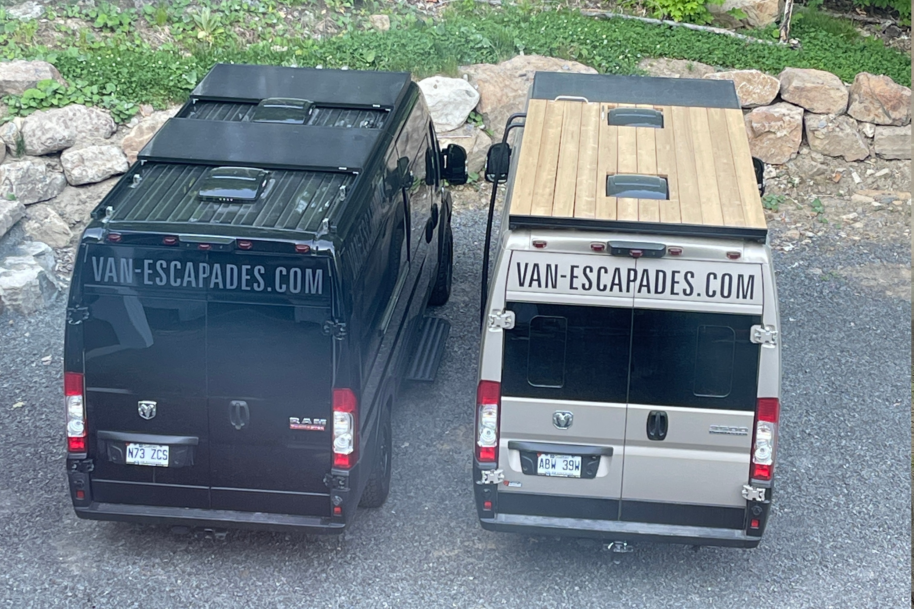 Van-Escapades 23-002 - Promaster 4 places