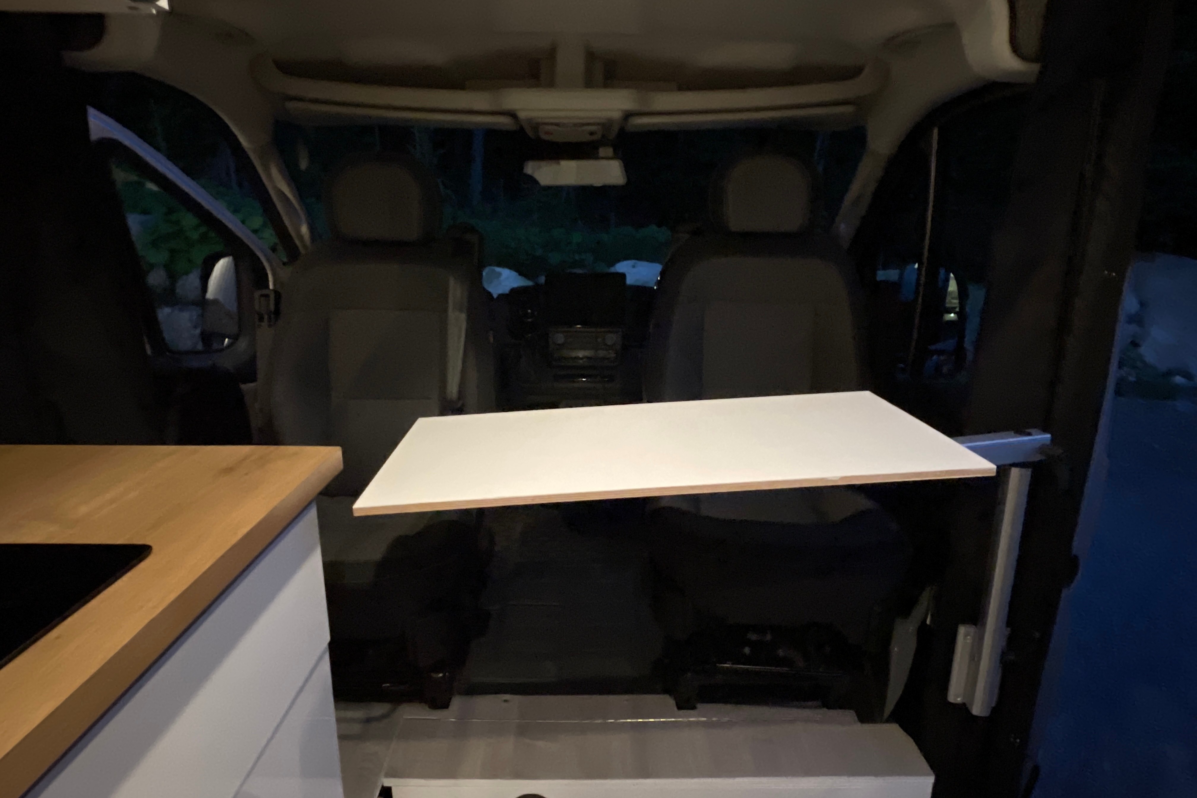 Van-Escapades 23-002 - Promaster 4 places
