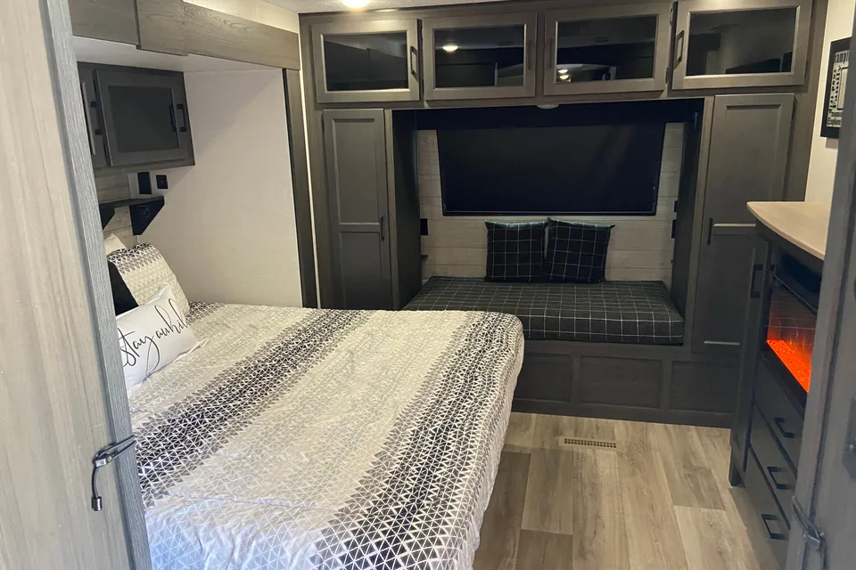 SportTrek 312VBH