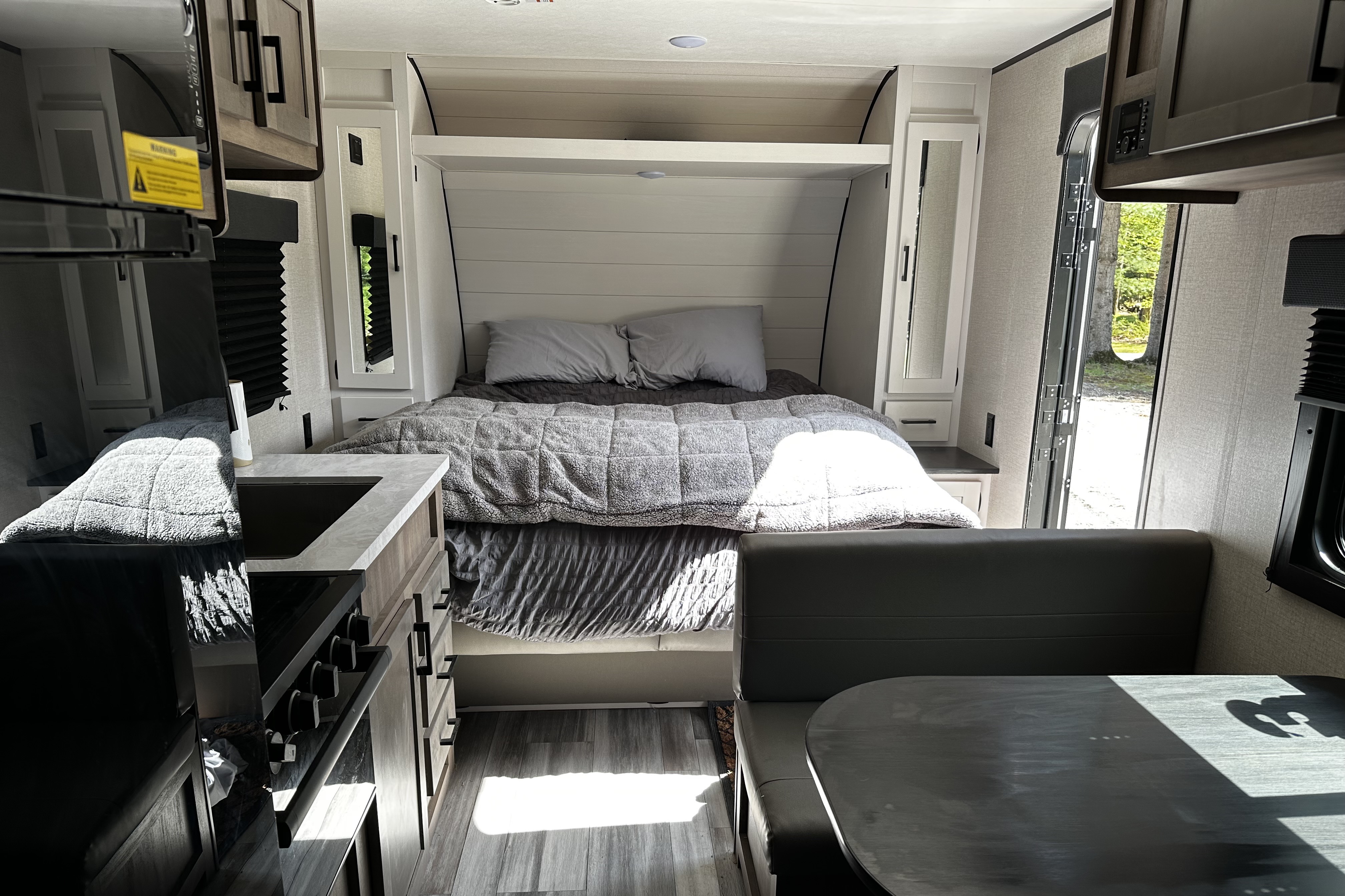 Starcraft Autumn Ridge 20MB Travel Trailer