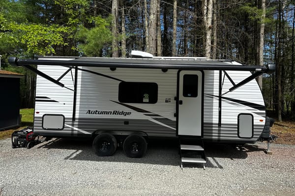 Starcraft Autumn Ridge 20MB Travel Trailer