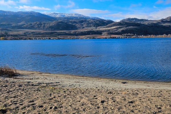 Hidden Gem RV Cottage - Private beach