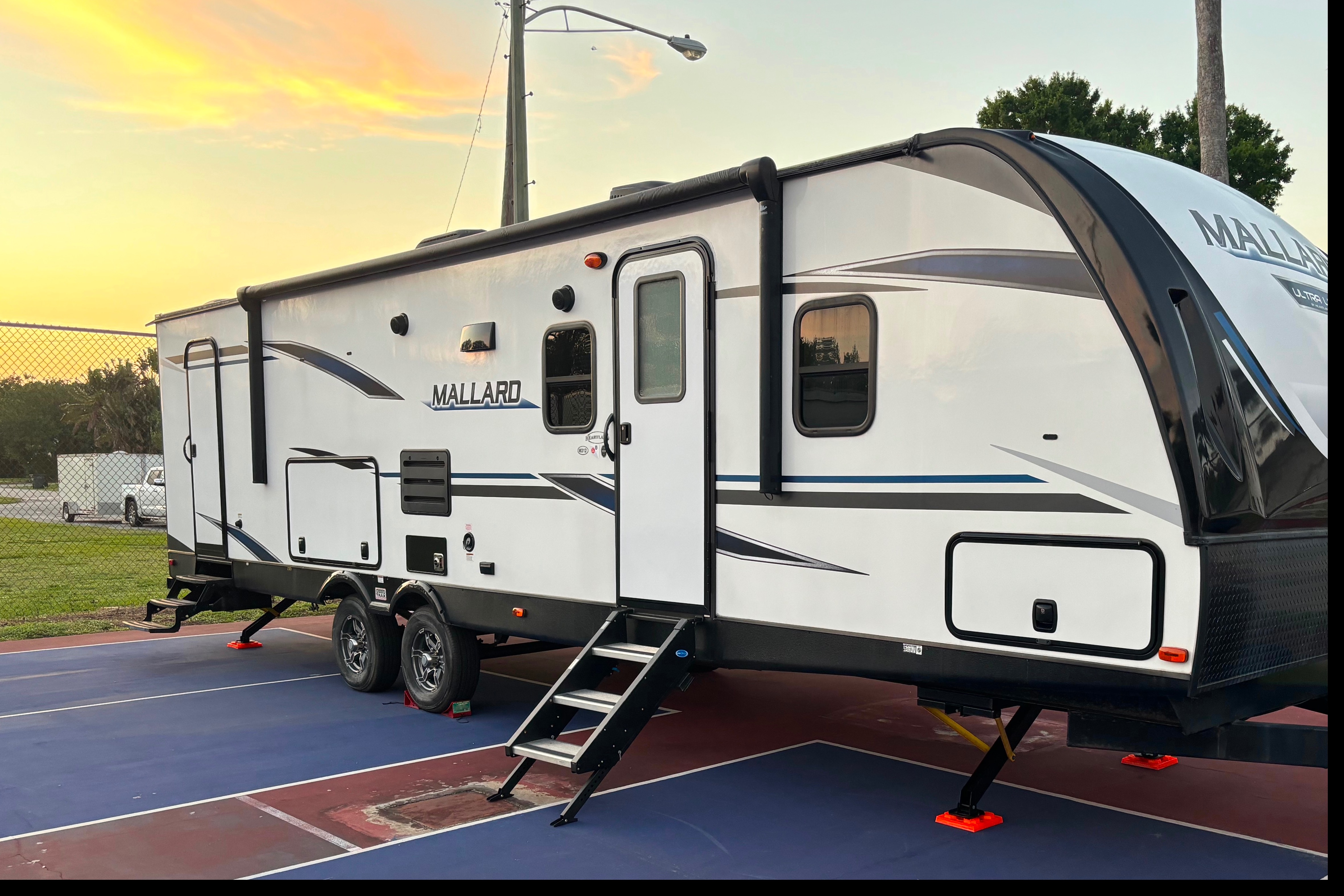 Heartland Mallard M312 Travel Trailer