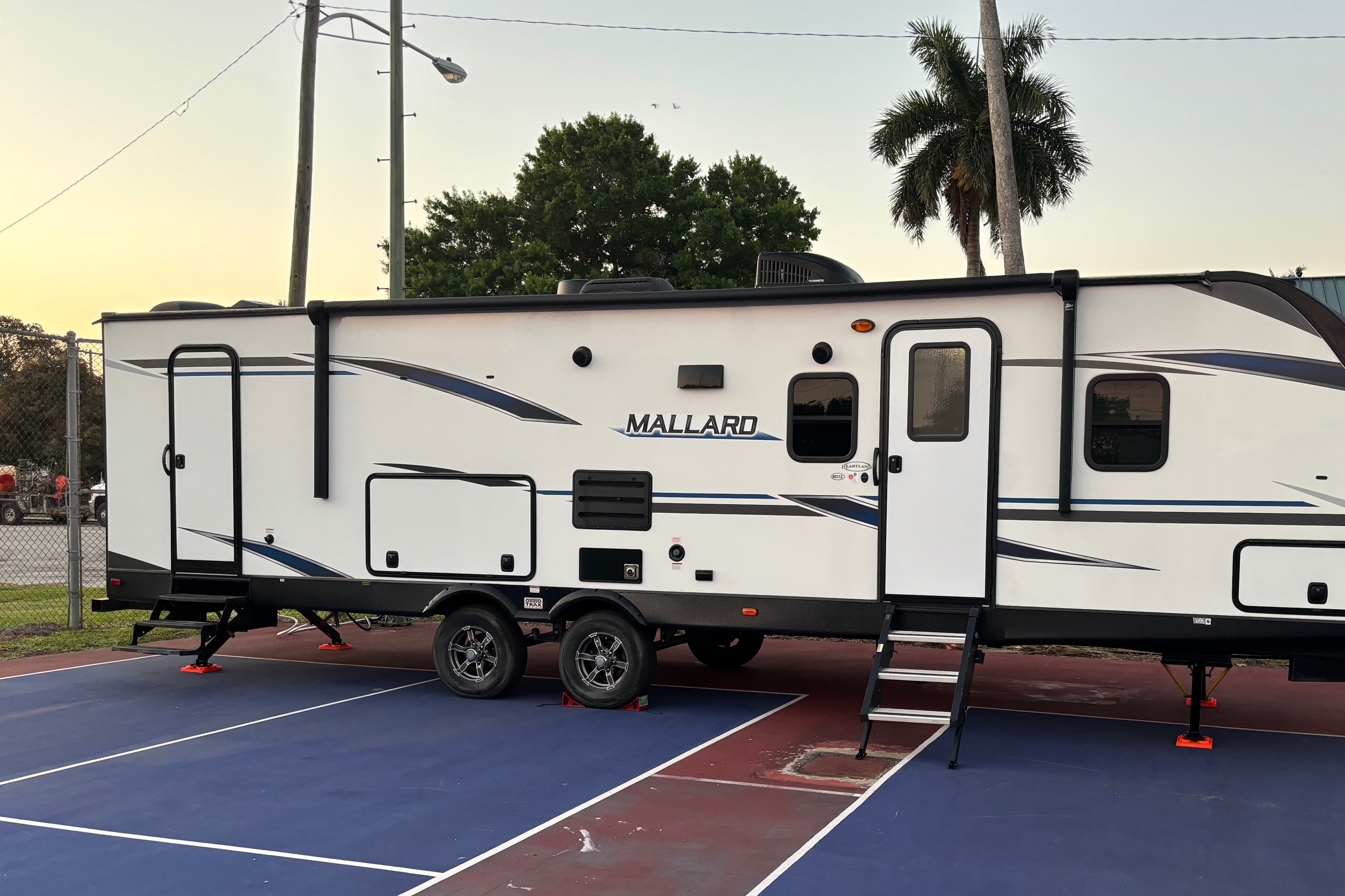 Heartland Mallard M312 Travel Trailer