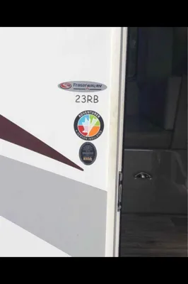 Myles's Adventurer Manufacturing 2017 ford E350 Adventurer Class C 23’ RV Class C
