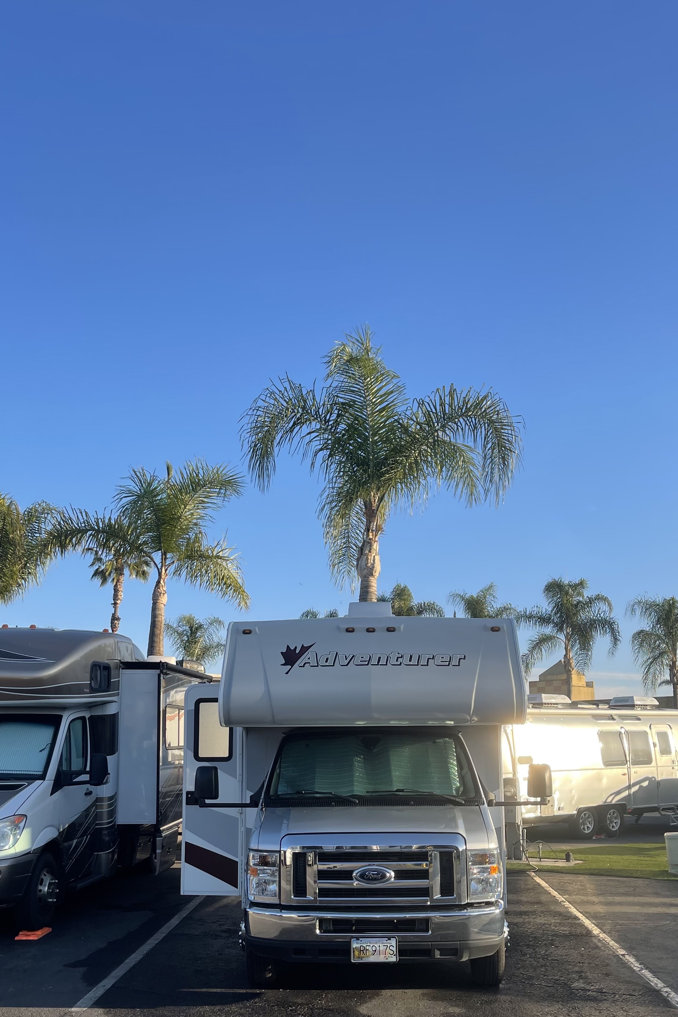 Myles's Adventurer Manufacturing 2017 ford E350 Adventurer Class C 23’ RV Class C